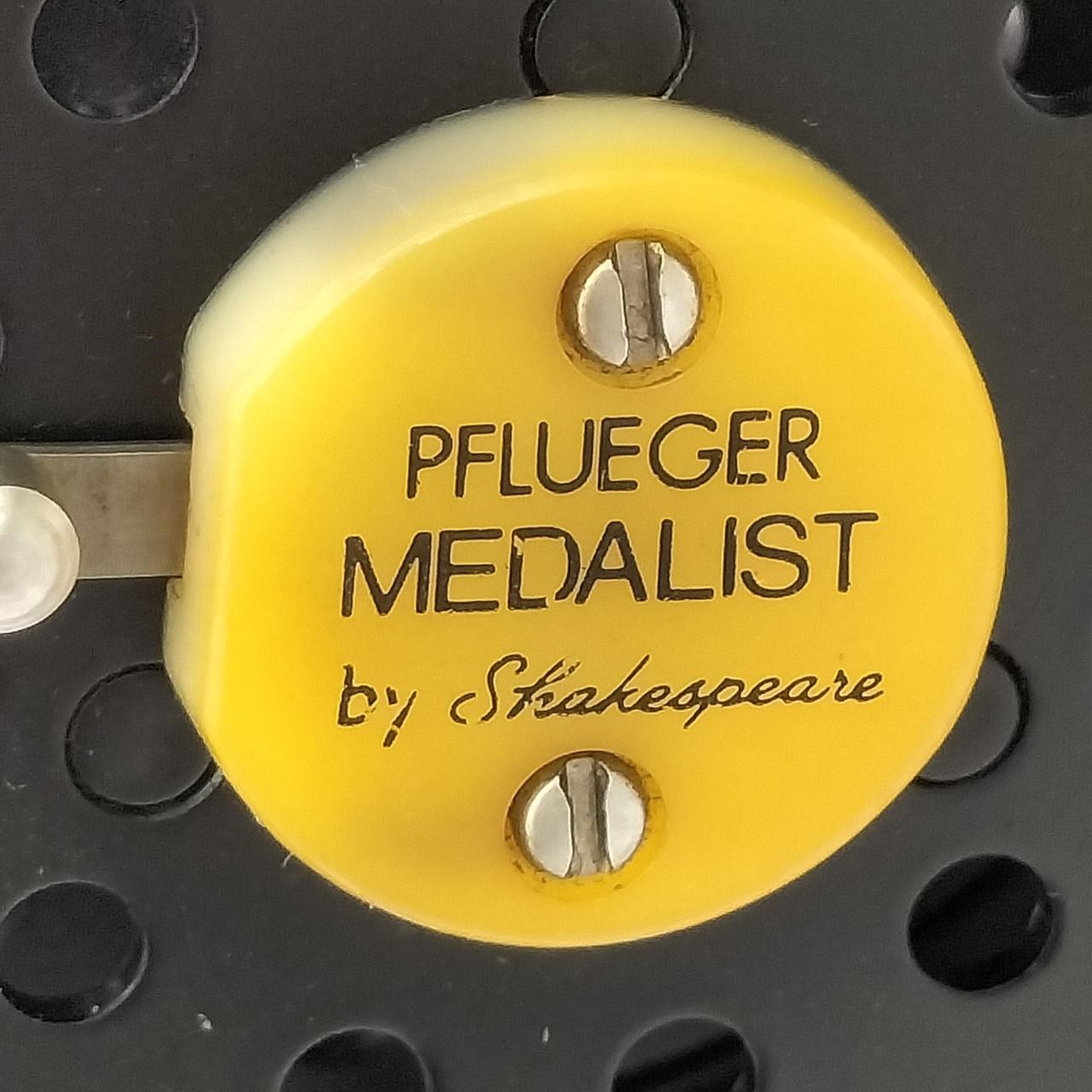 PFLUEGER MEDALIST 1492AK Fly Reel