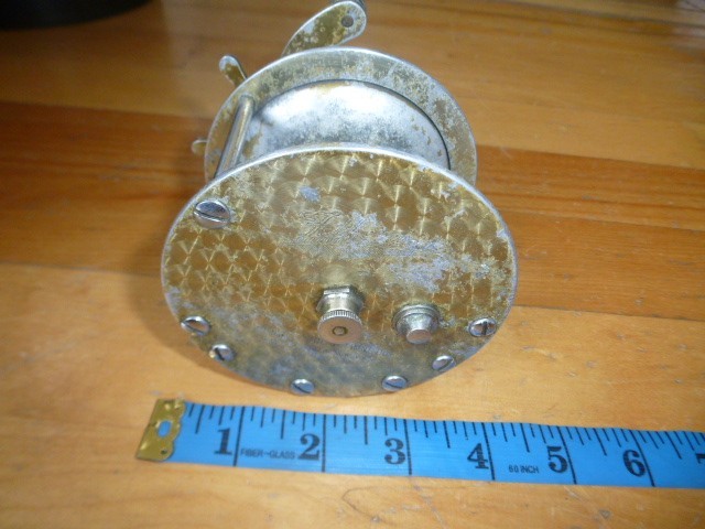 Vintage fishing reel Featherwate, San Francisco, New York, wood knob, good fish