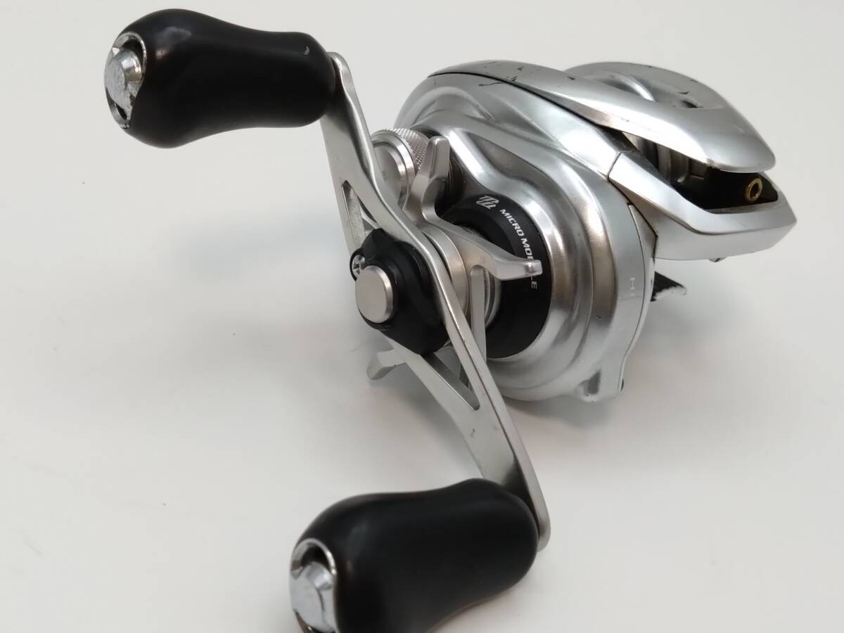 Shimano Metanium MGL HG Bait Reel Right Handle 7.4 Gear Ratio