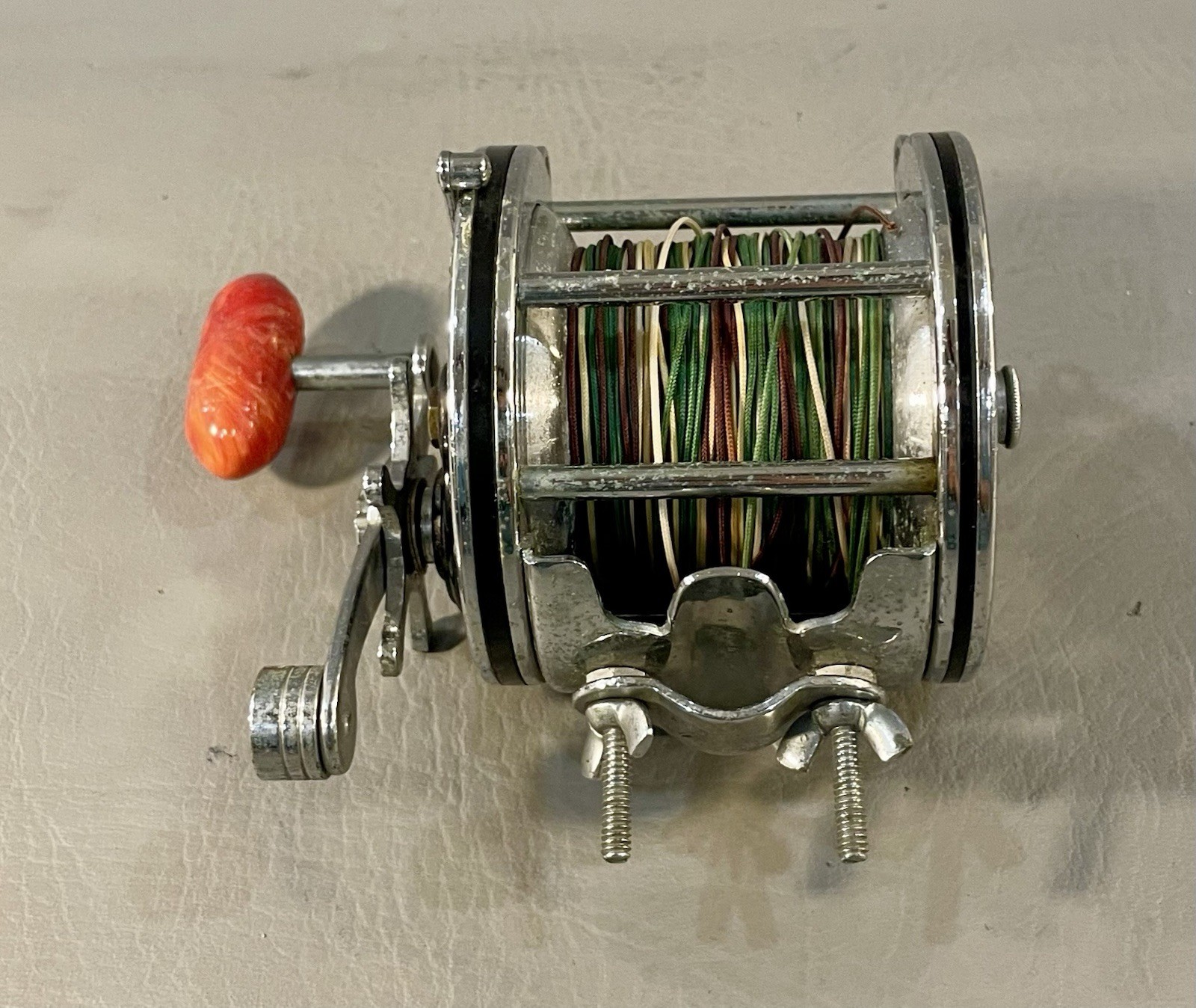 PENN 113 RH 4/0 Senator Low Speed Black Fishing Reel