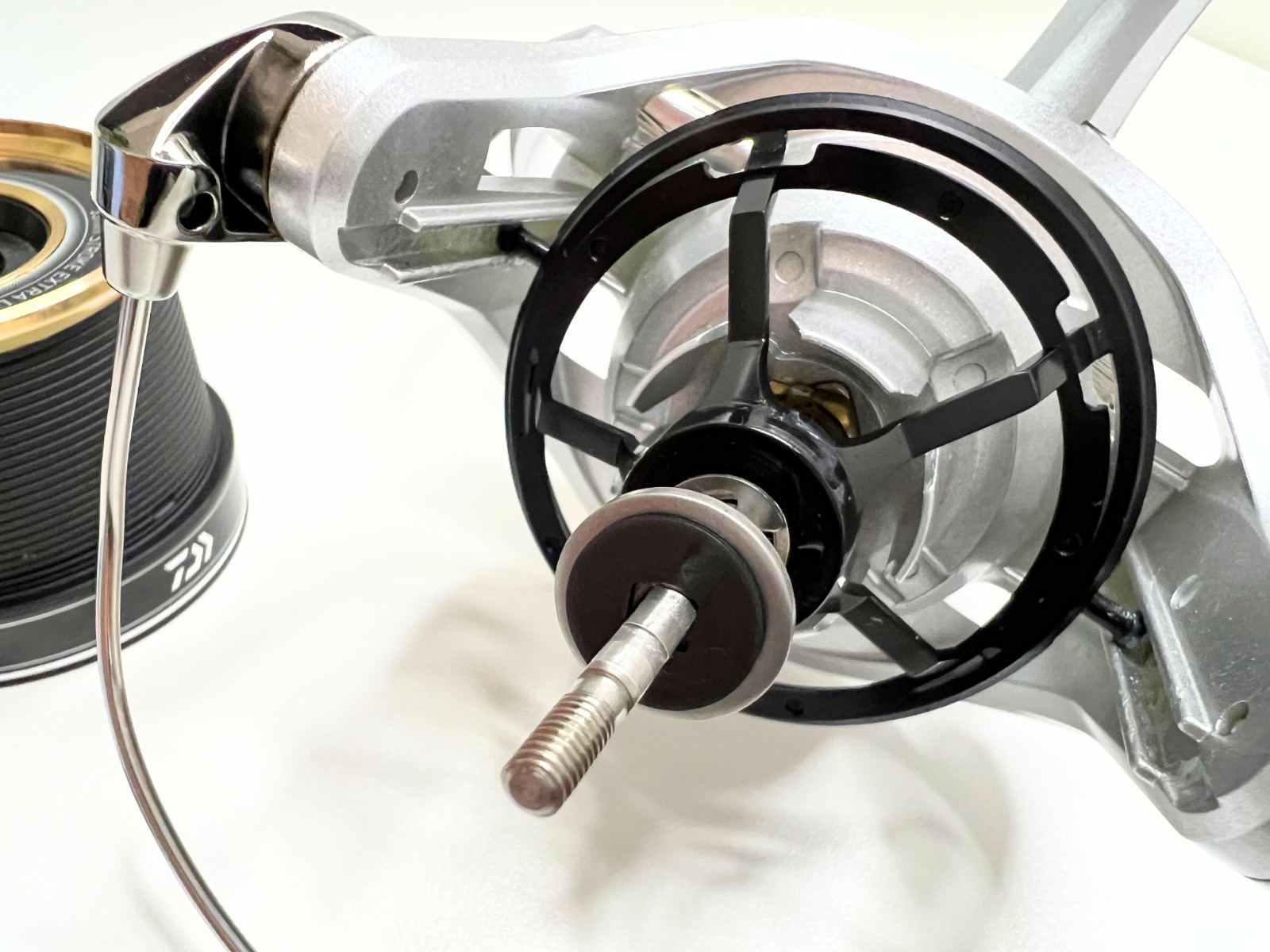 Daiwa Spinning Reel Fine Surf 35 2017 model Used (Excellent)