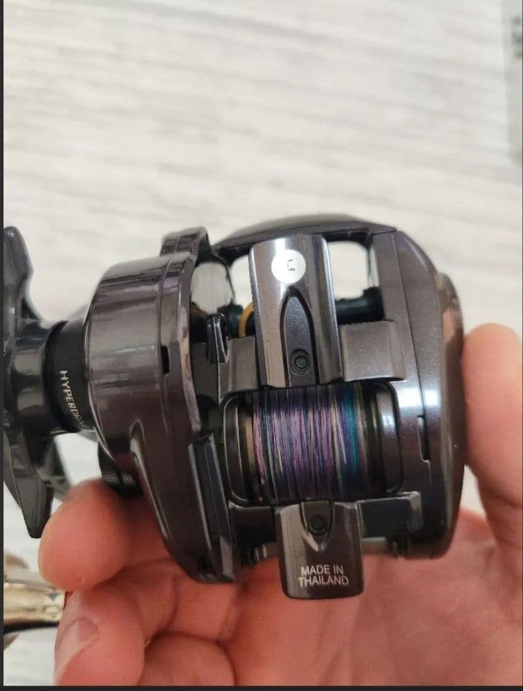 Koga 100 Fishing Line PE0.8 Reels Small Use Unused Handle Included