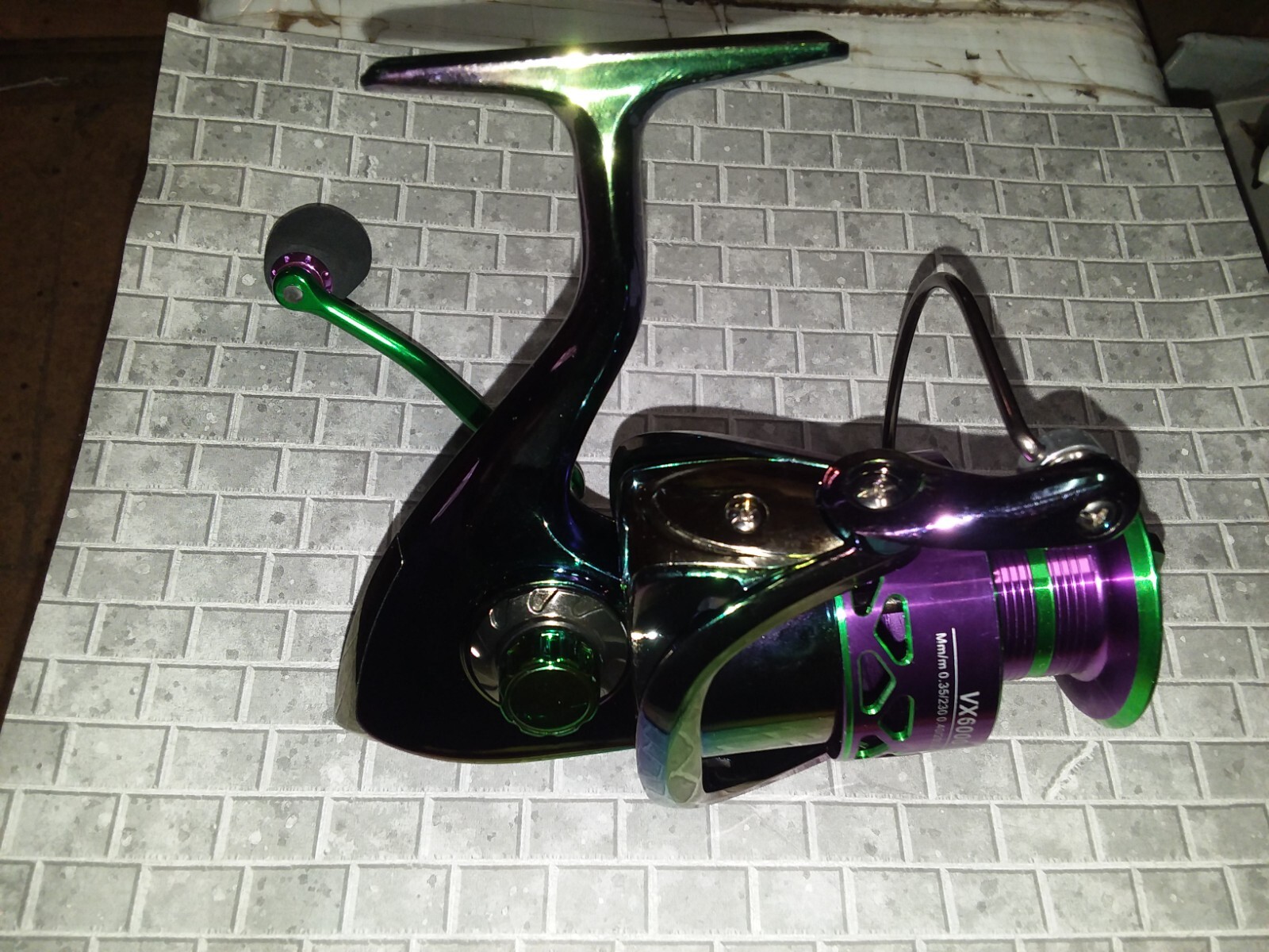 VX6000 Chameleon Spinning Reel 14+1 BALL BEARINGS 5.2:1 Ratio AL. Skirted Spool