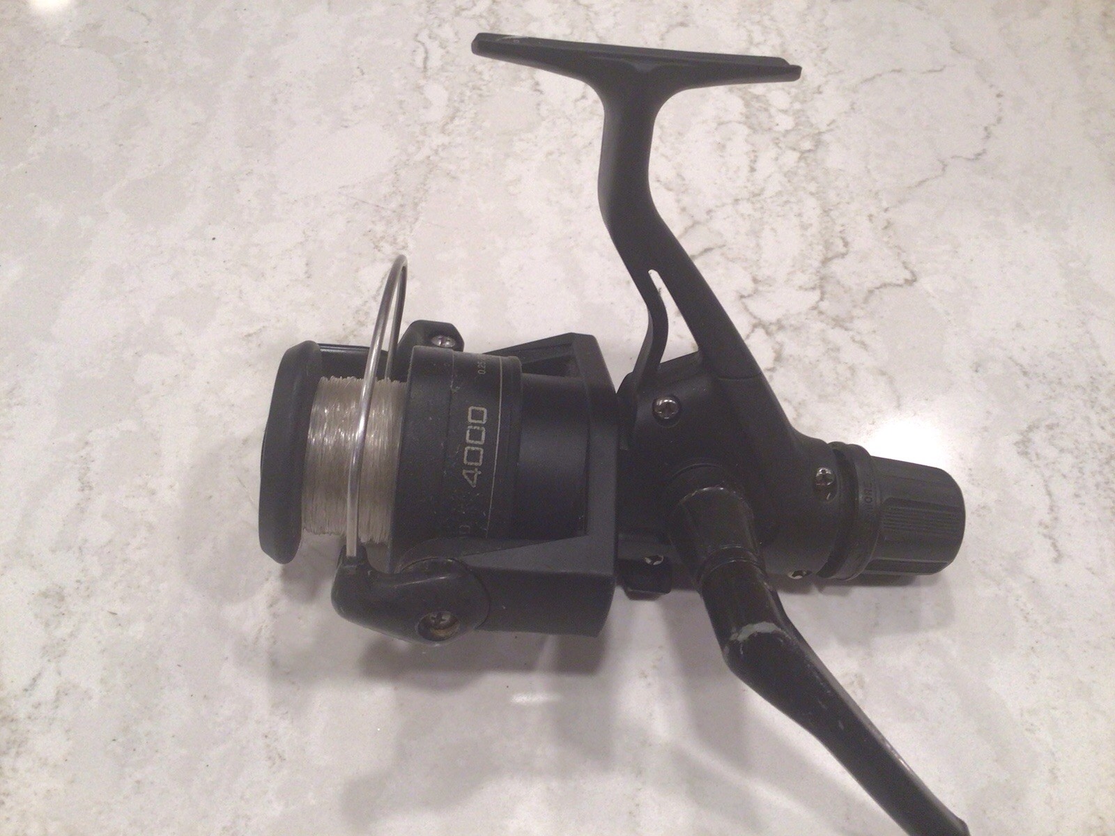 Shimano 4000R Quick Fire II Spinning Reel Excellent Condition