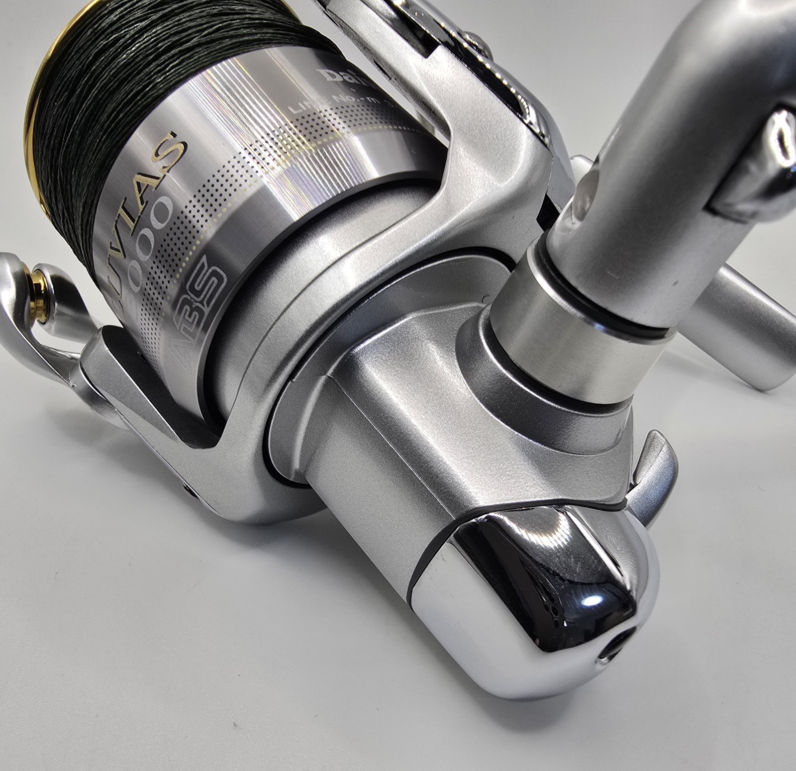 Daiwa 04 Luvias 3000 Spinning Reel JDM Vintage Excellent Clean Made in Japan