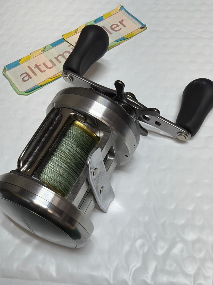 St. Croix Avid AC300A Baitcast Reel Japan Quality EUC LOOK 5.1:1 4 BB