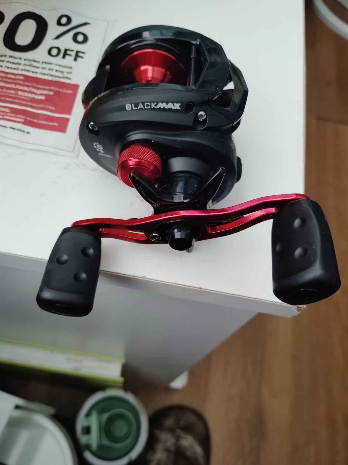 Abu Garcia Black Max BMAX3 Low Profile Baitcast Reel 6.4:1 5BB RH 15lb