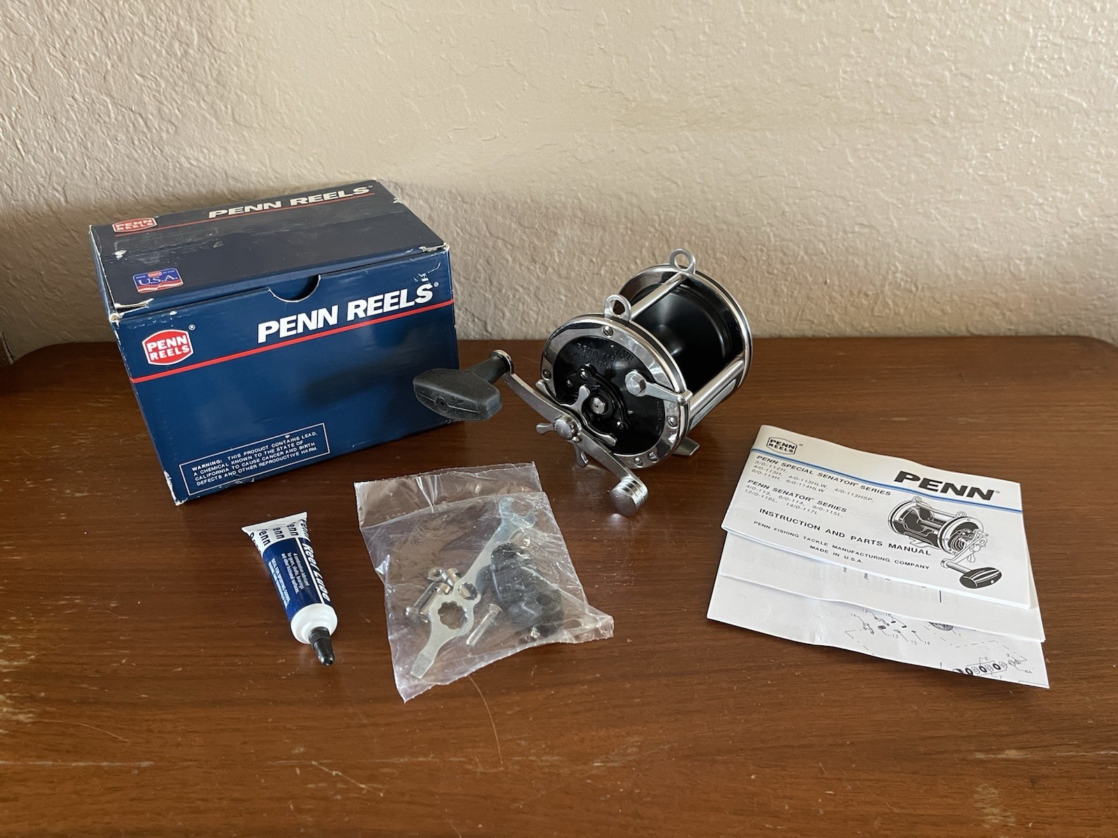 Penn Senator 113 4/0 Saltwater Fishing Reel Graphite Frame NOS