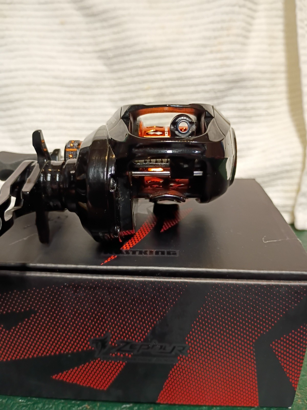 Kastking Zephyr BFS Clicker Drag Right Hand Baitcasting Reel