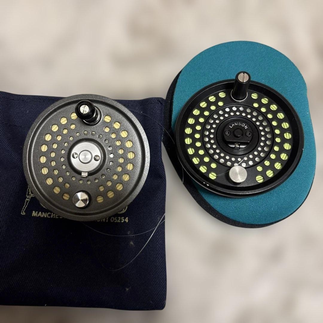 Fly reel black/green