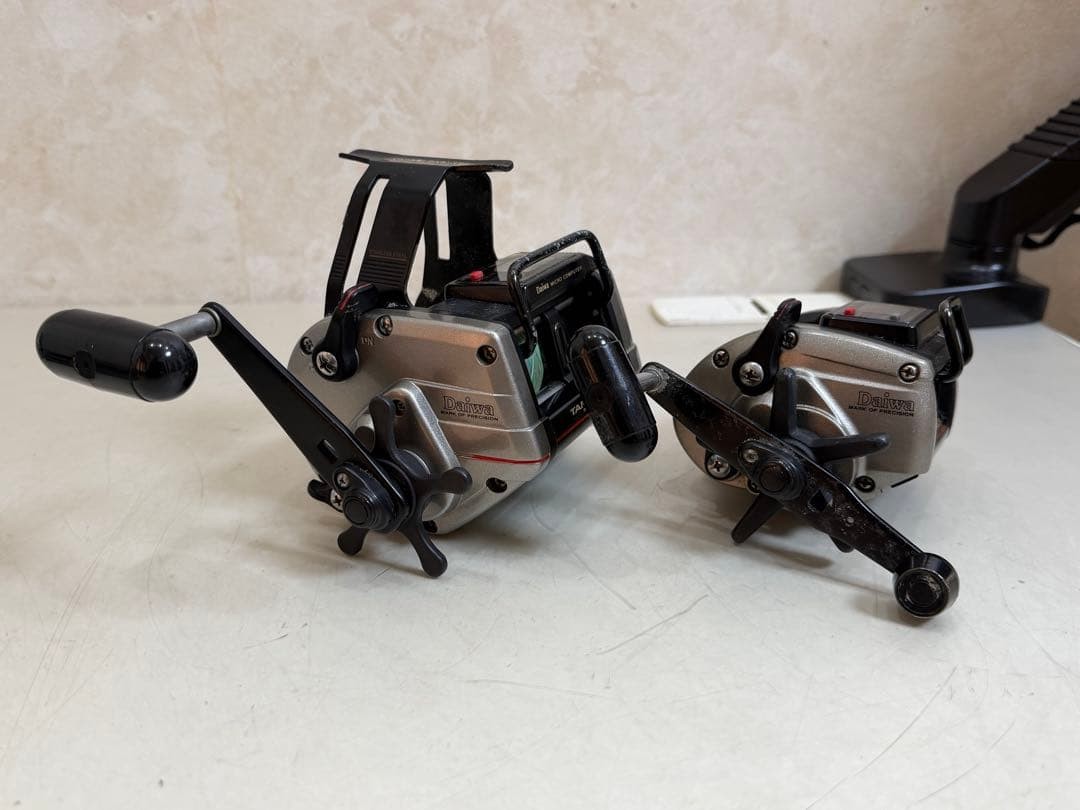 DAIWA TANASENSOR GS-70 GS-30 2 reels at once