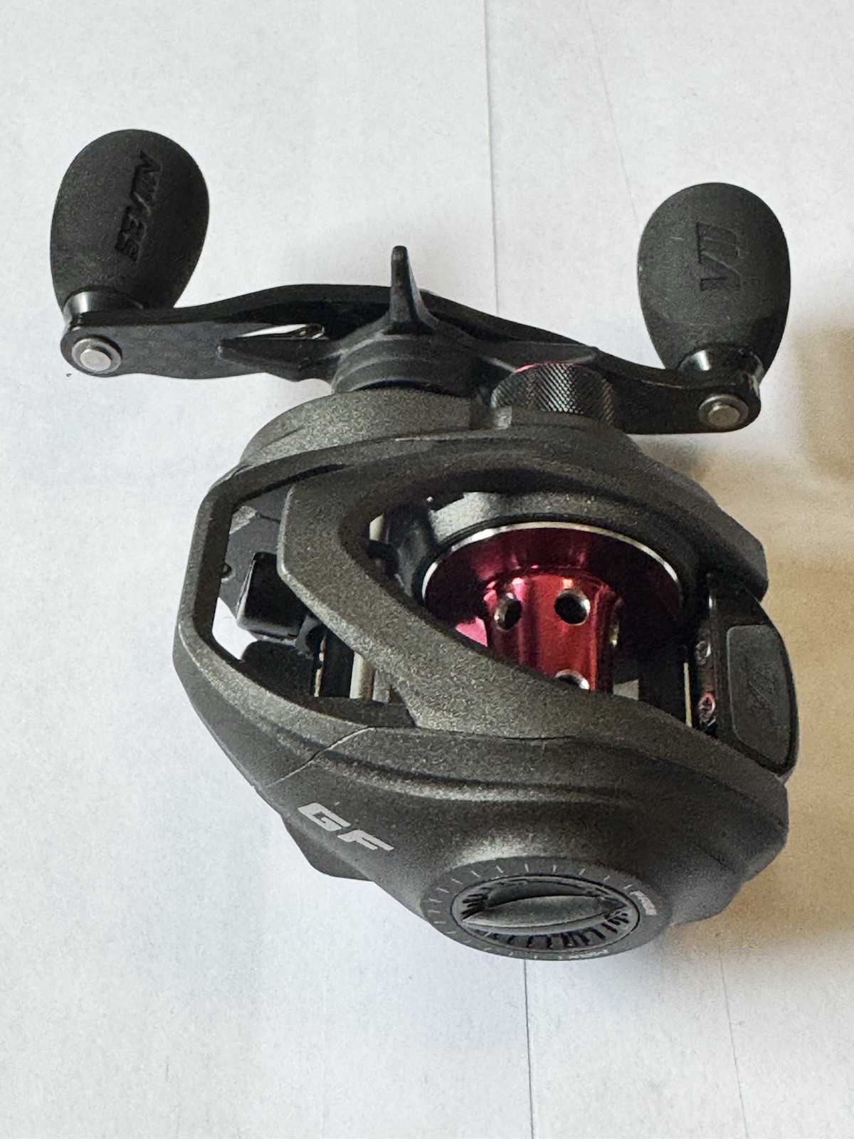 Seviin GF Series Baitcasting Reel RH 8.1:1 GFC181R 4 + 1 Bearings 15lb Max Drag