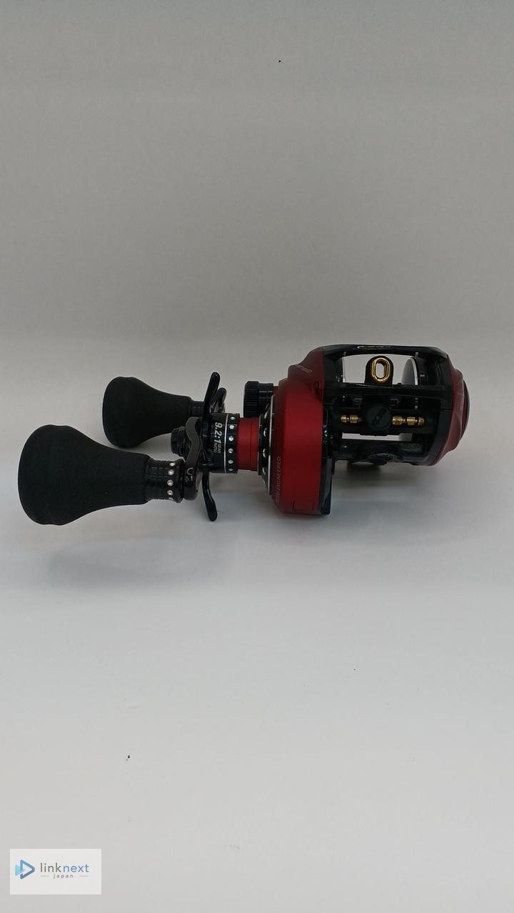 ABUGARCIA REVO BEAST 40 ROCKET Baitcasting Reel 9.2:1 270g – Used