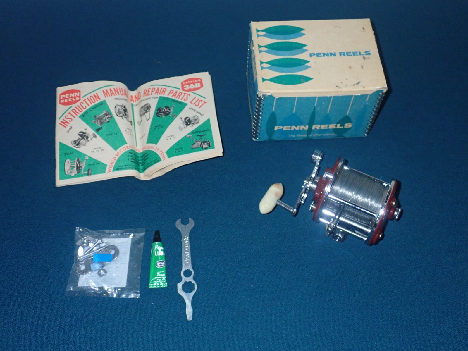 Penn Peer 209 Level Wind Salt Water Fishing Reel w/Box, Instructions, Works Well