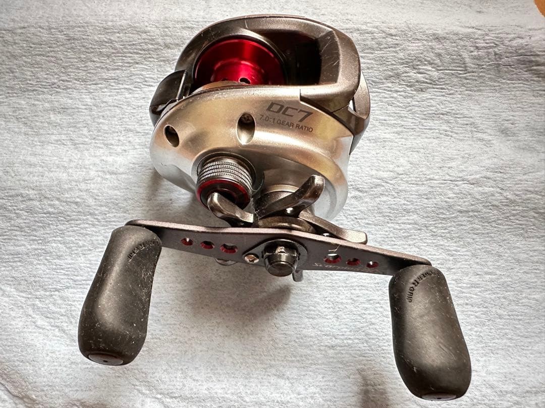 Shimano Scorpion DC7 Bait Reel Right Hand Used Features