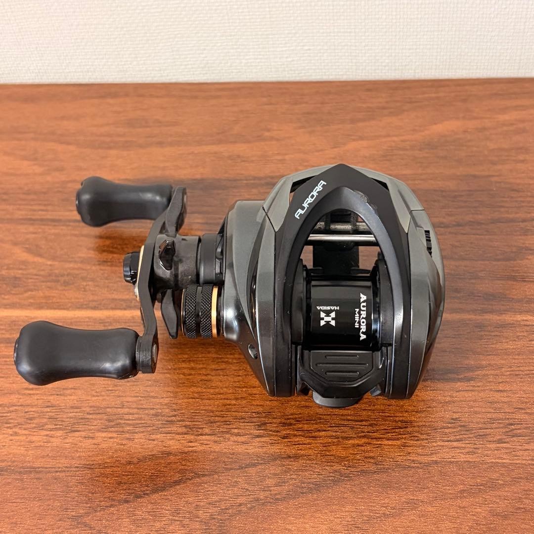 Daiwa Steez A TW HLC 8.1R Baitcasting Reel Right Hand Gold