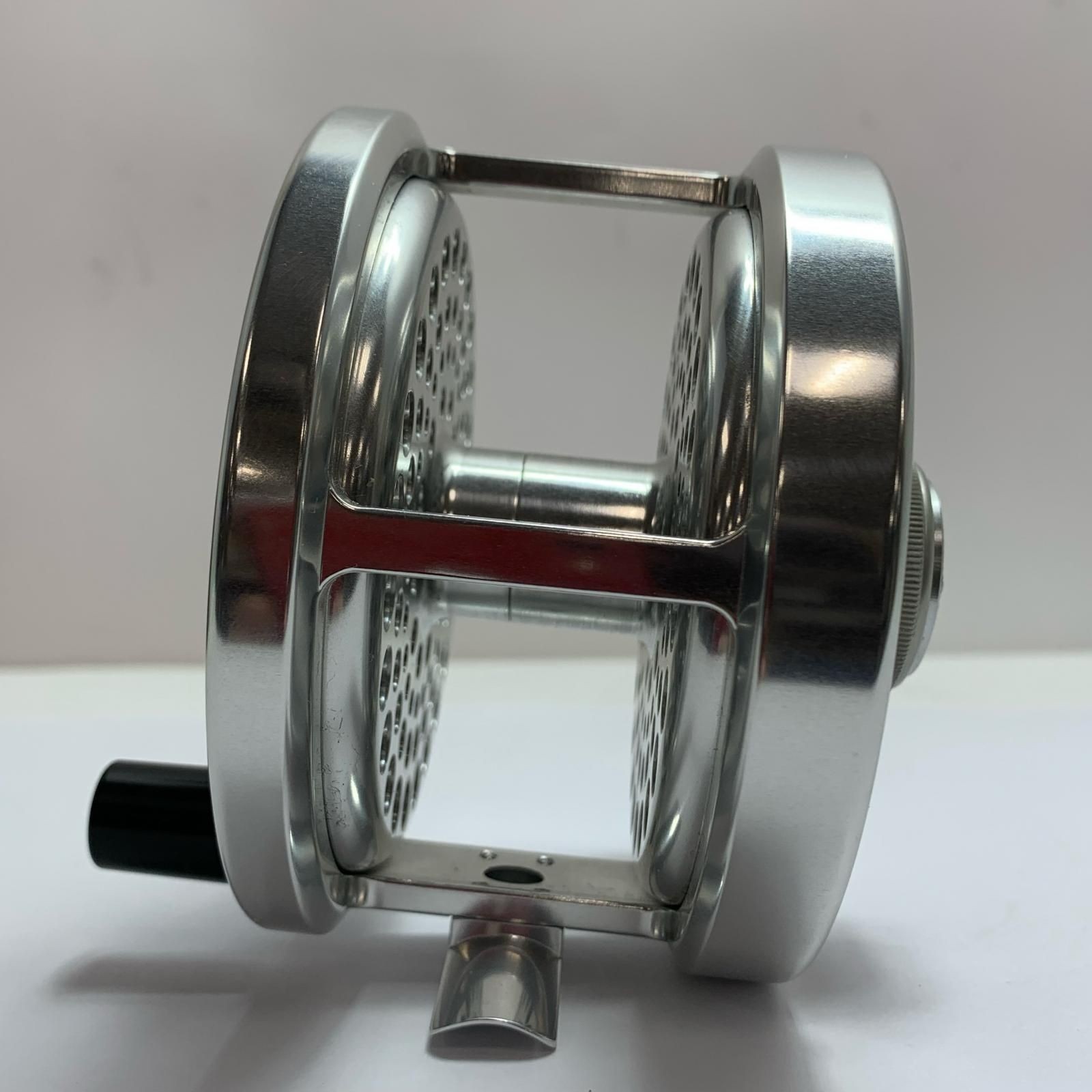 Salascione Mark IV Fly Fishing Reel Right Hand Retrieve Smooth Drag Case
