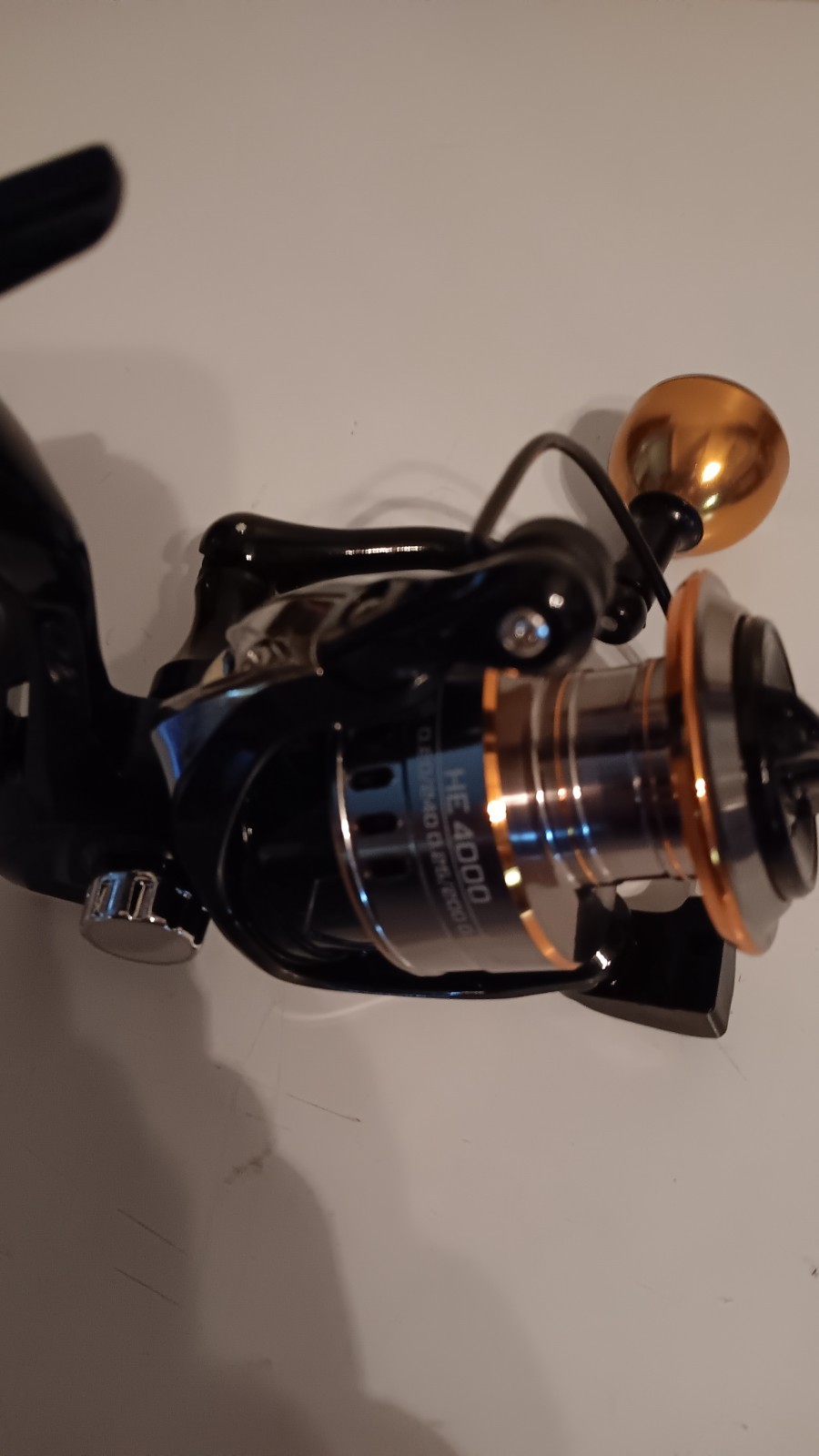 Spinning reel, saltwater/freshwater 4000 series