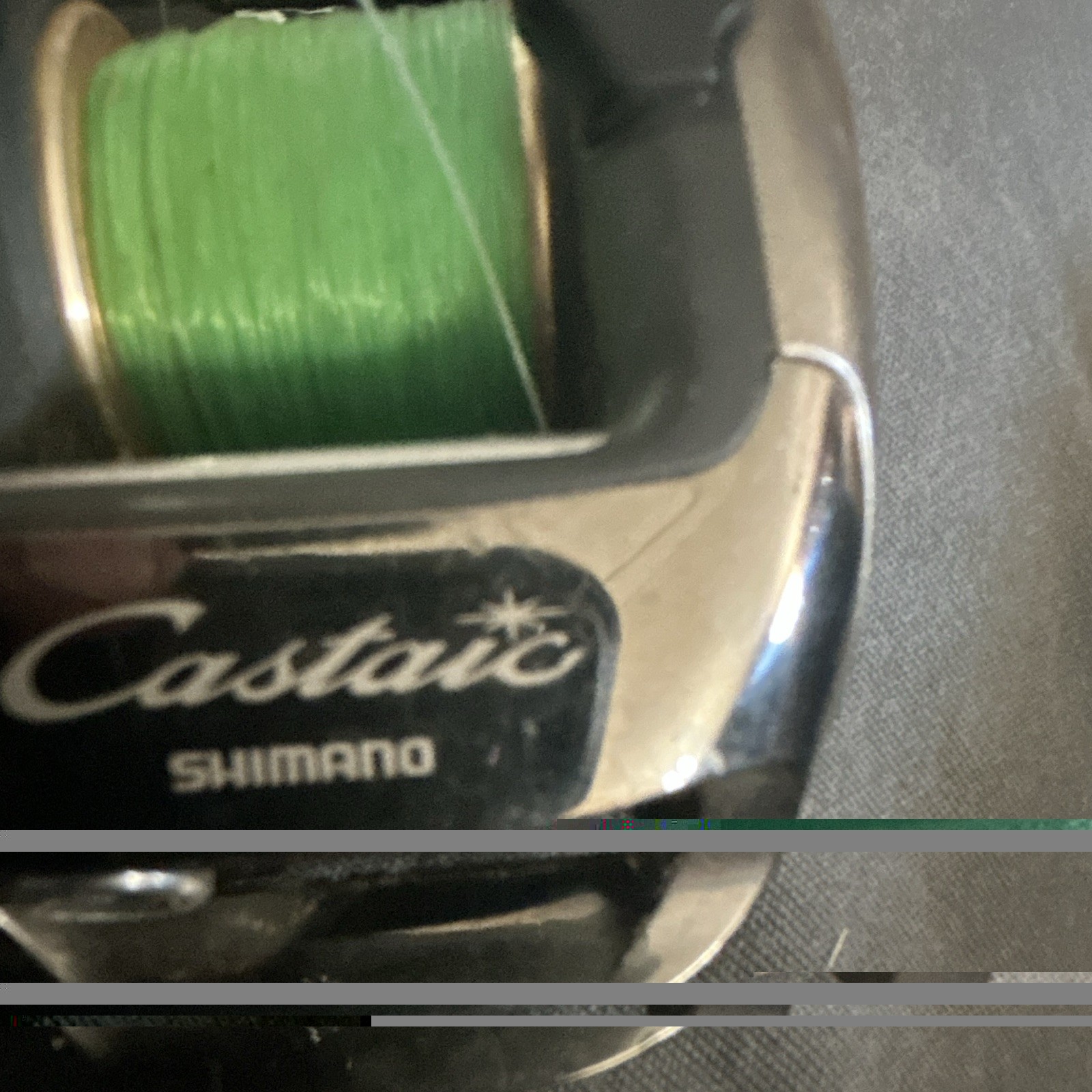 Shimano Castaic 100 Right-Hand Baitcast Reel 5.0:1 Star Drag Gray/Black