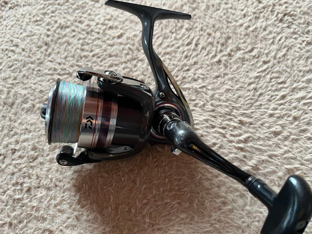 Daiwa Liberty Club 2500 Spinning Reel PE Line Included Used