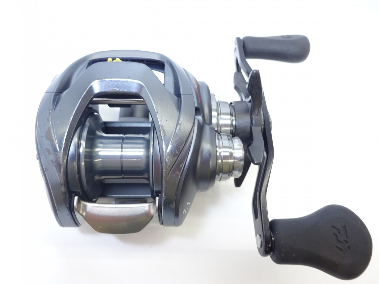 Daiwa 17 STEEZ A TW 1016SH Right Baitcasting Reel 7.1:1 Gear Used From JAPAN