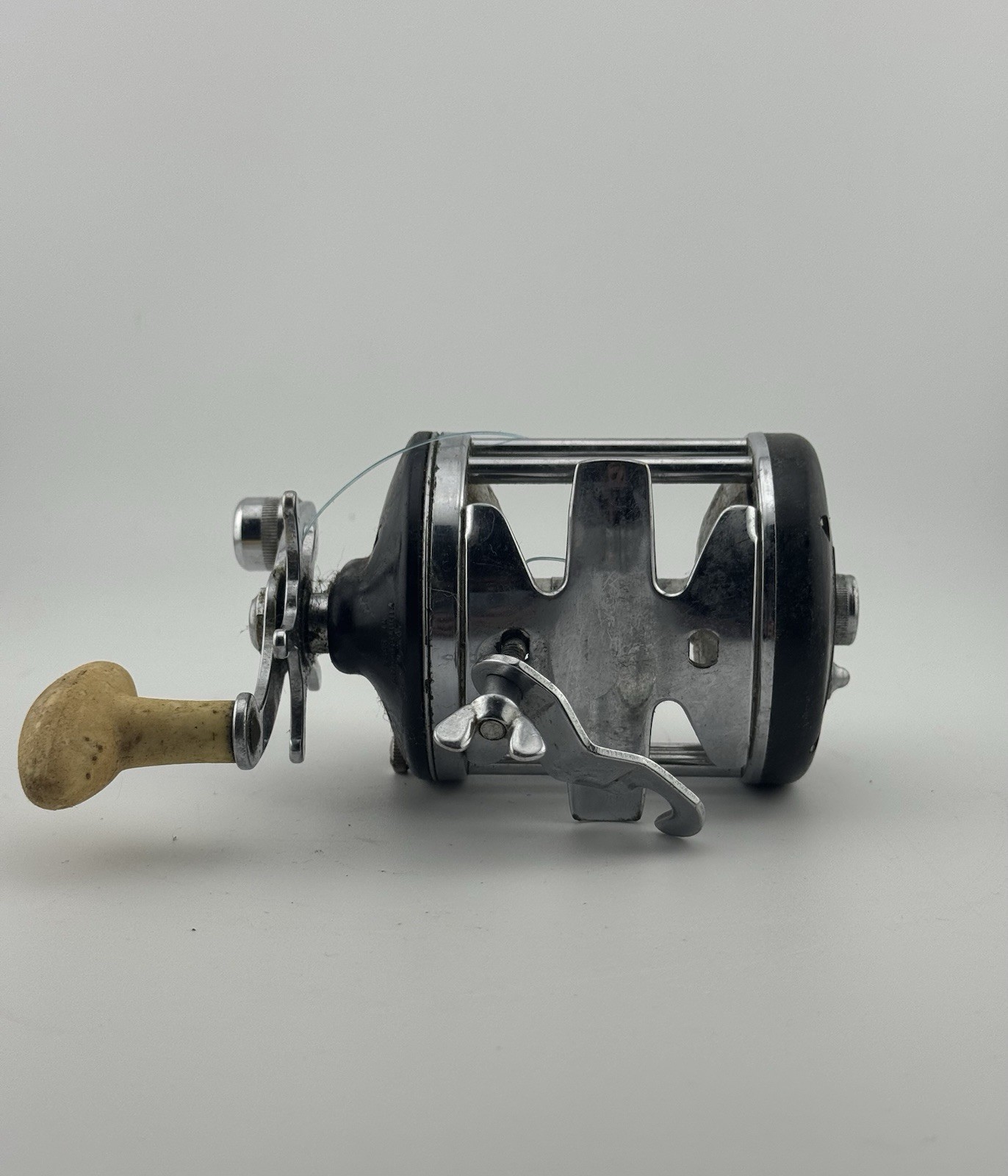 Ocean City 250D True Temper Inductor Vintage Sea Fishing Reel USA