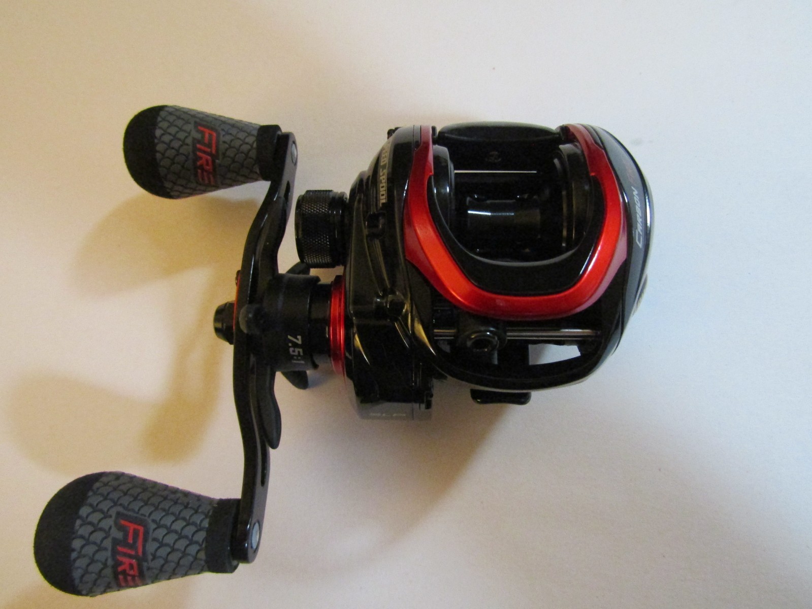 (LEW’S) „CARBON-FIRE“–SPEED-SPOOL-SLP–7.5.1. GR–6-BB–R-HAND–(NEW-OTHER)