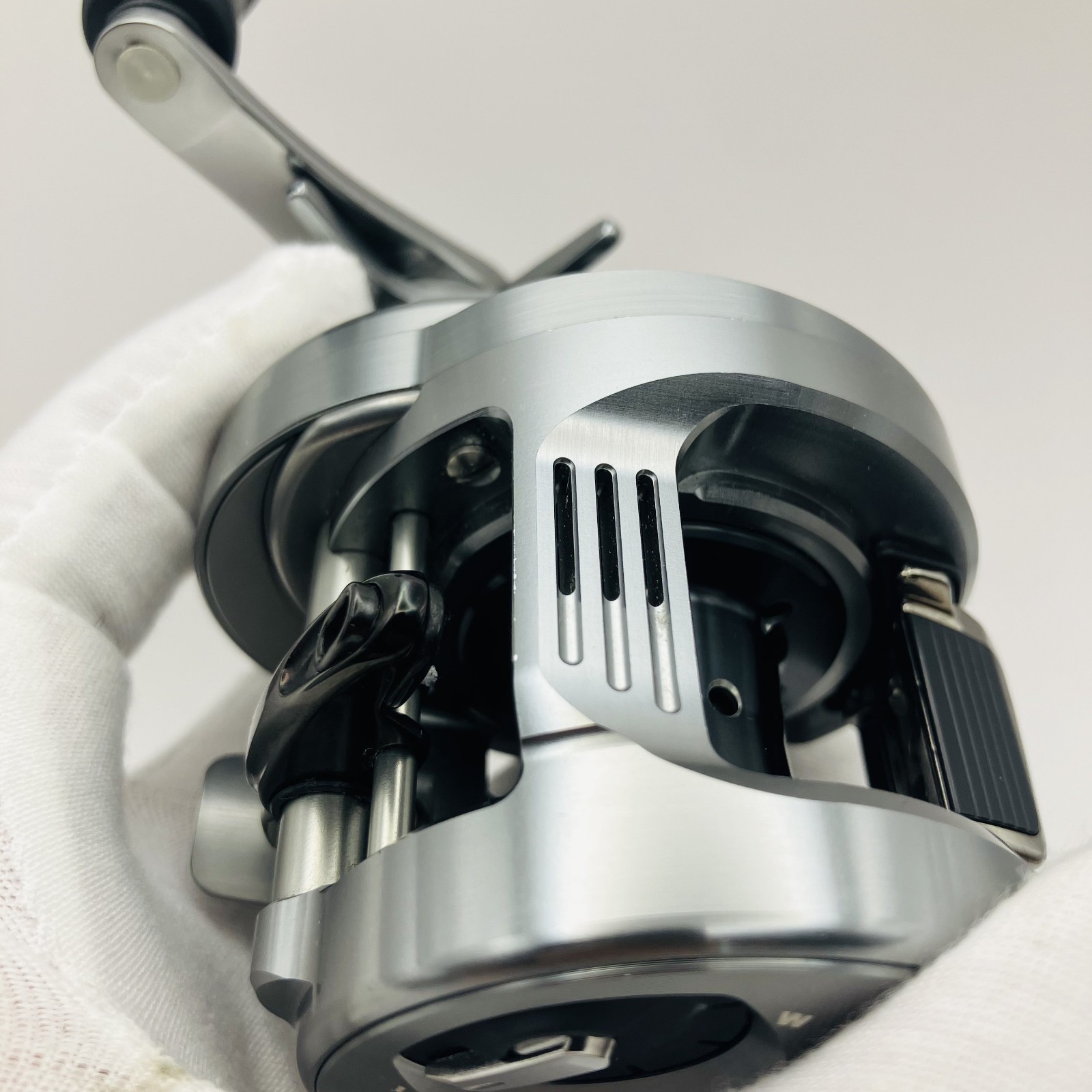 „Near Mint“ Shimano 20 Calcutta Conquest DC 100HG Right Baitcast Reel w/Box s541