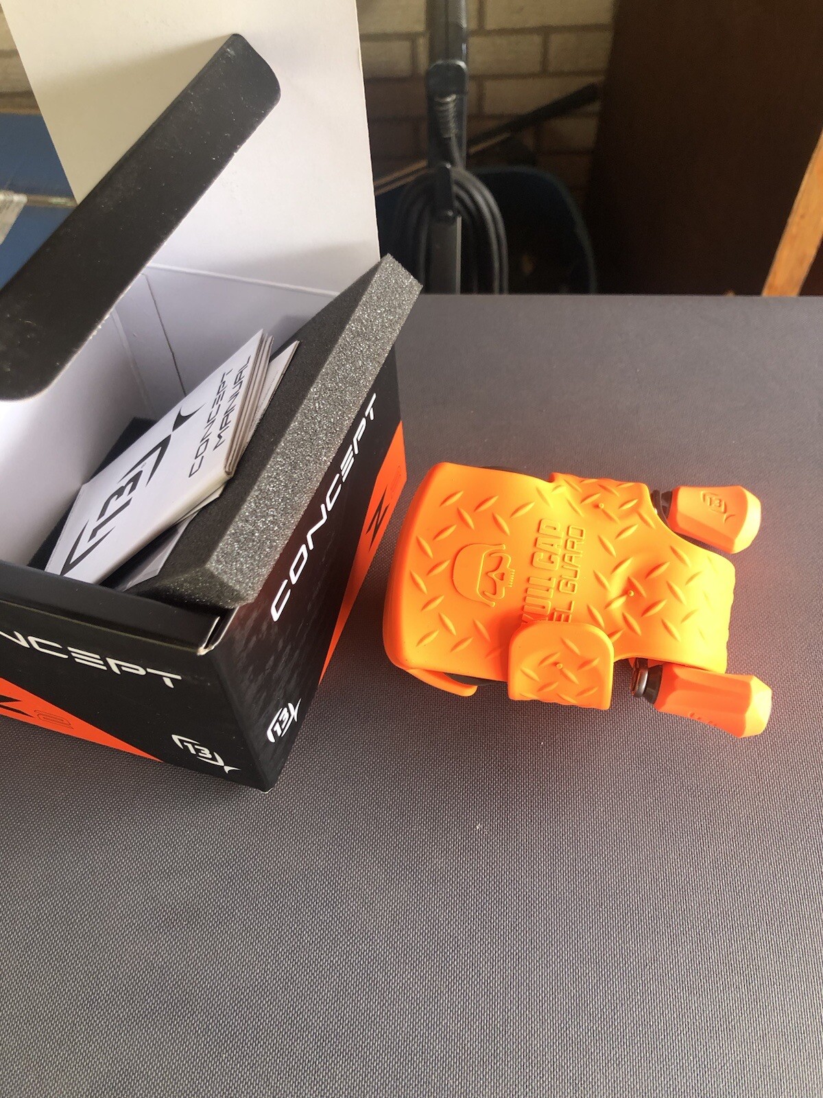 13 Fishing Concept Z 2 Slide NIB 8.3:1