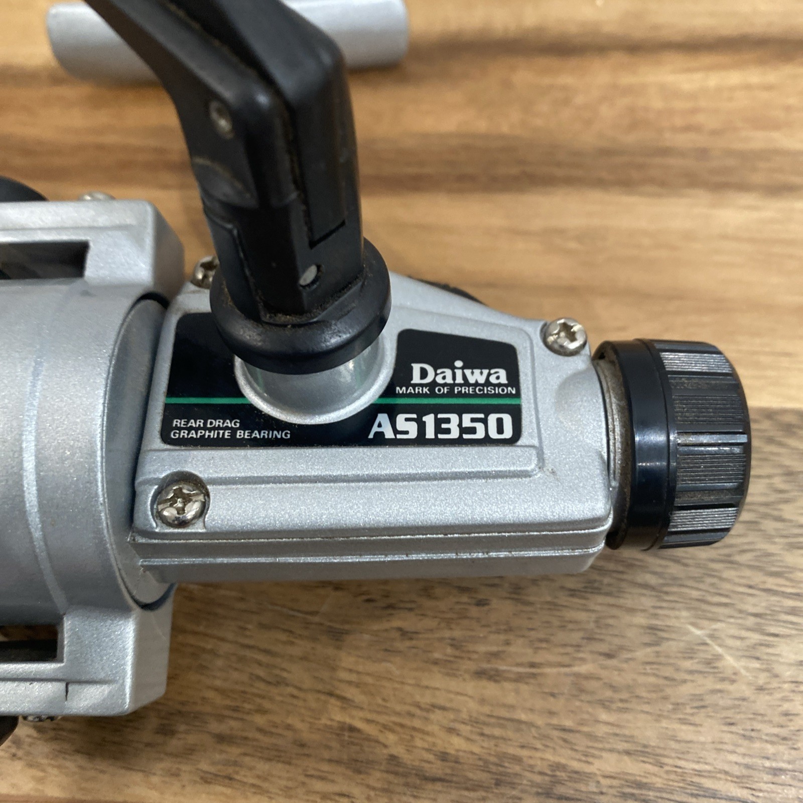 Vtg Daiwa AS1350 Rear Drag Fishing Spinning Reel Medium Light Freshwater Korea