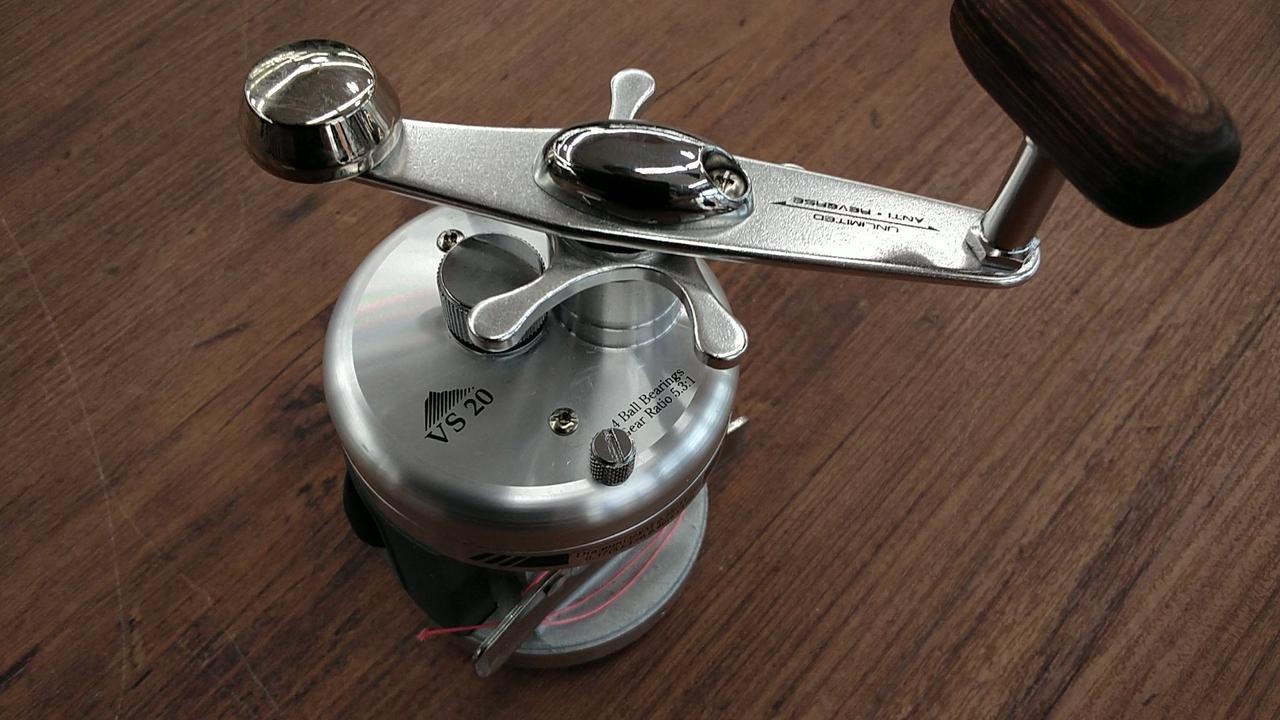 PINNACLE VISION VS 20 Baitcasting Reel