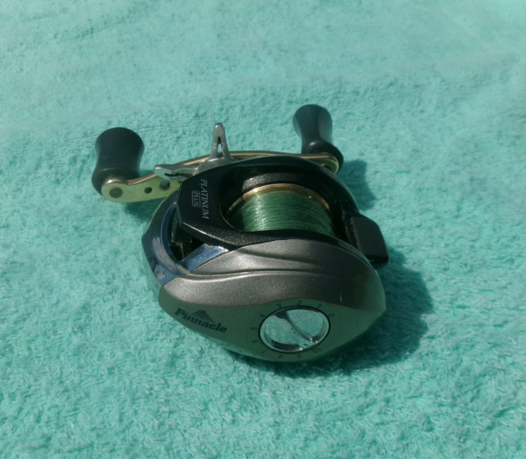 Pinnacle Platinim Plus LP 100 6 Bearings 6.2:1 Gear Ratio Baitcasting Reel