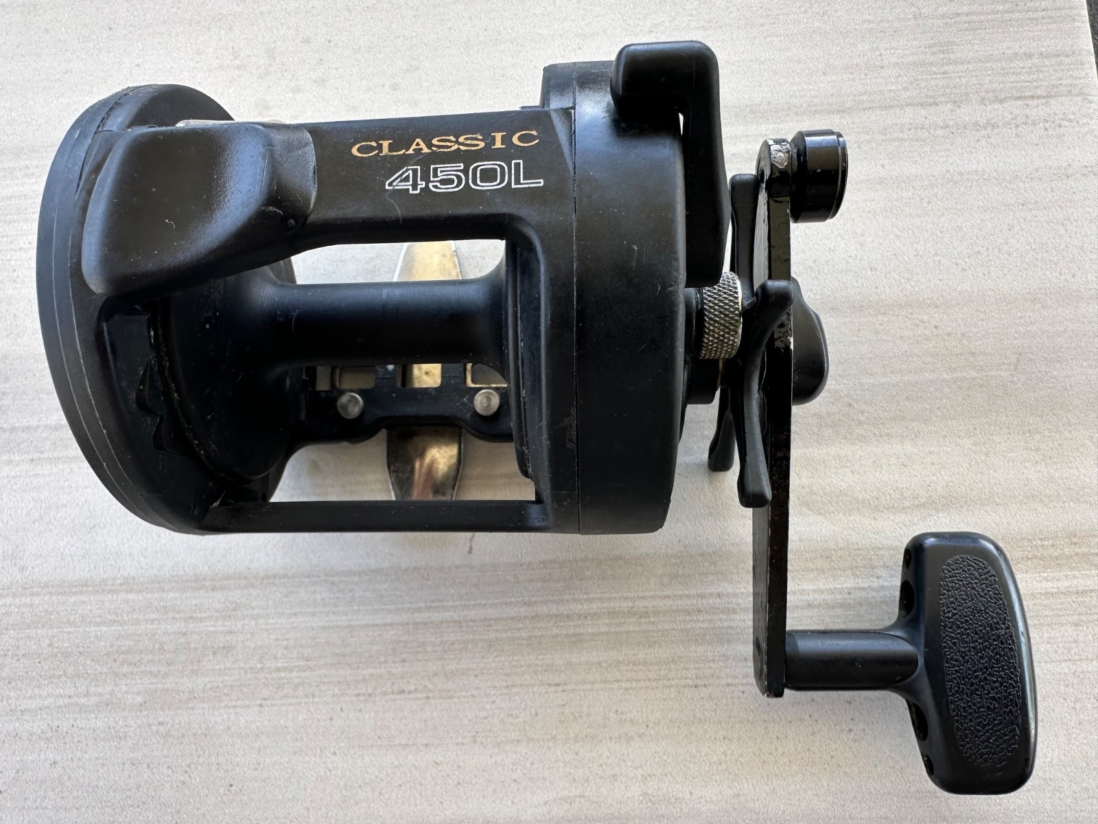 Okuma Classic CLX-450L Levelwind Conventional Reel 4:1 Fishing Reel
