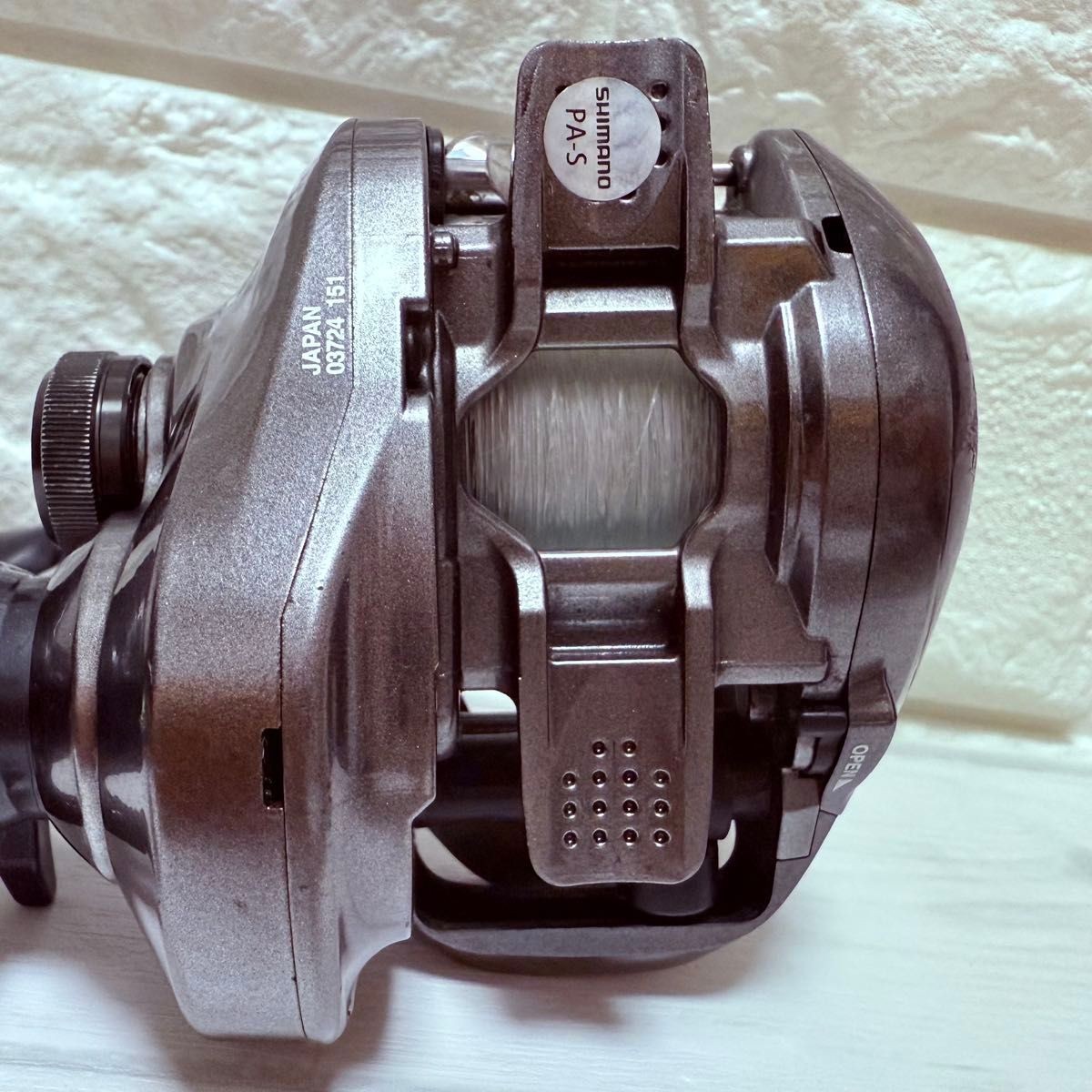 Shimano 17 Chronarch MGL 151 Left Baitcasting Reel CHRONARCH Used Excellent