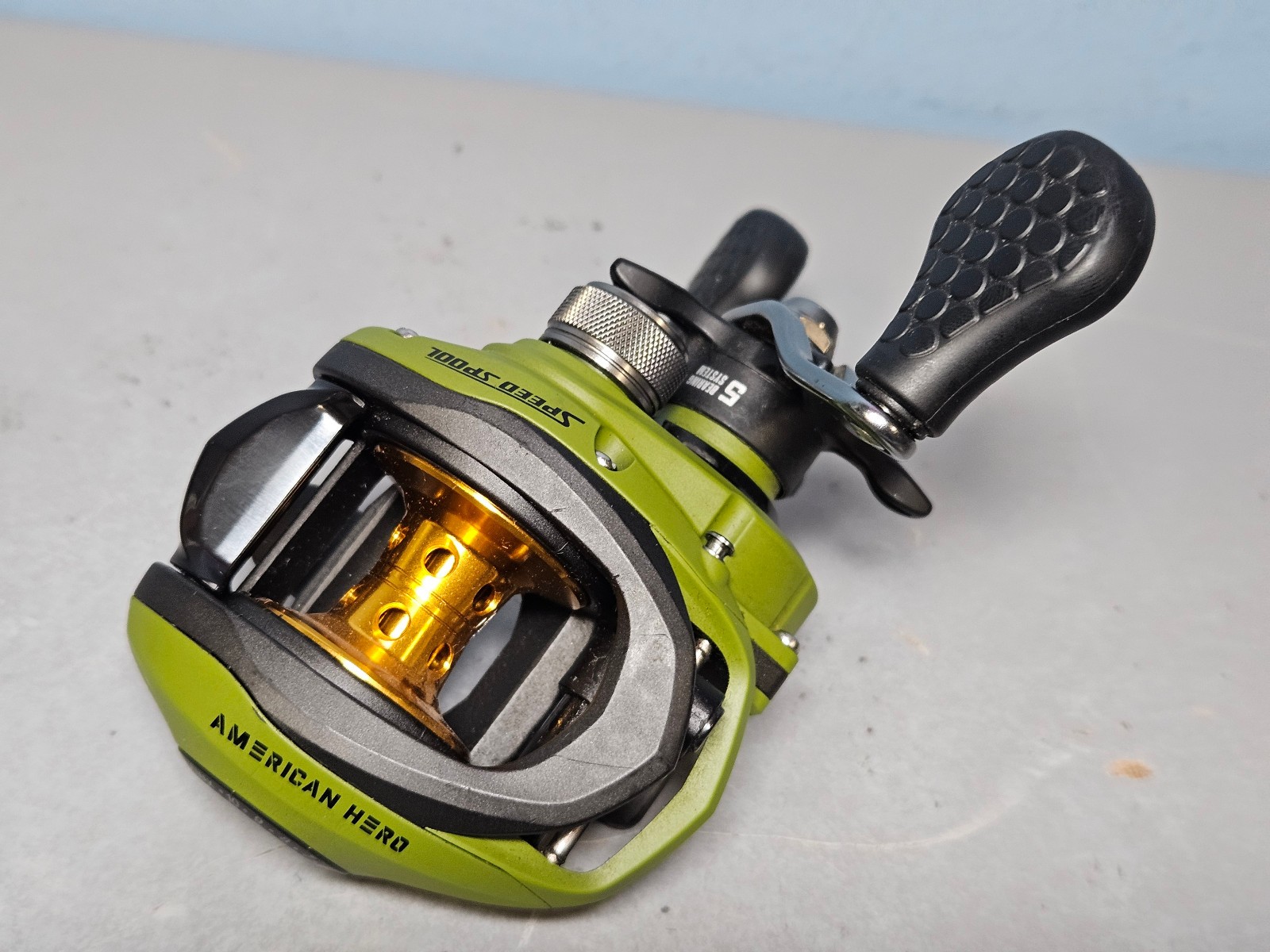 Lew’s American Hero Baitcast Reel 5 Bearing System Left hand 7.5:1 – New