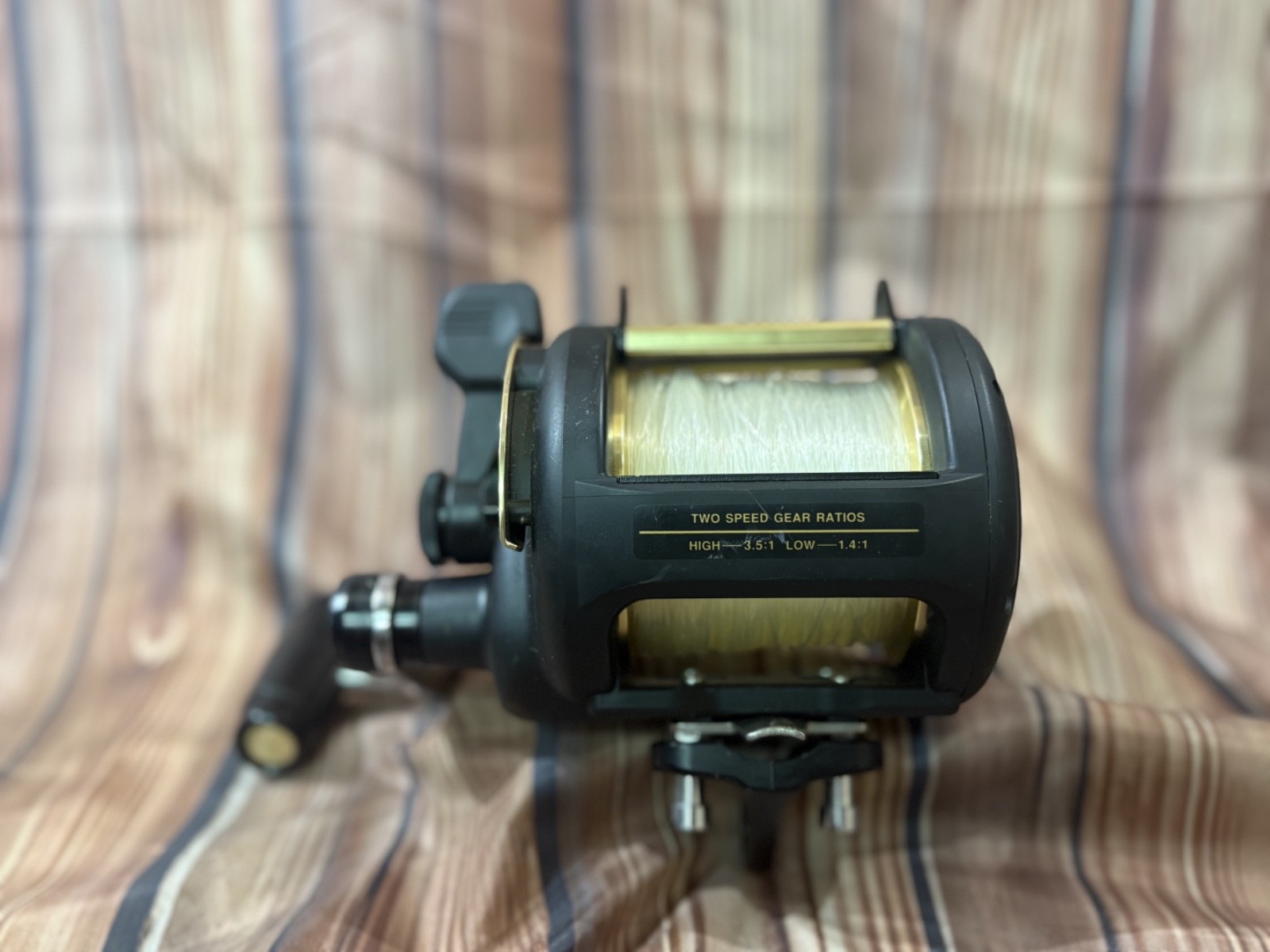 Shimano TLD II Right Hand Conventional Reel (TLD50IILRS) Fishing
