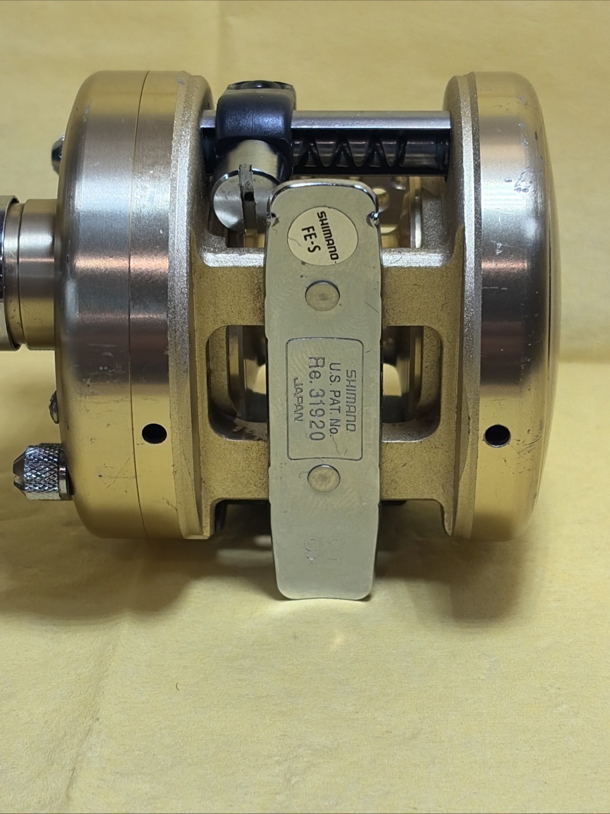 Shimano Gold Calcutta 200GTB Baitcasting Fishing Reel Carbontex Drag Nice!!!!