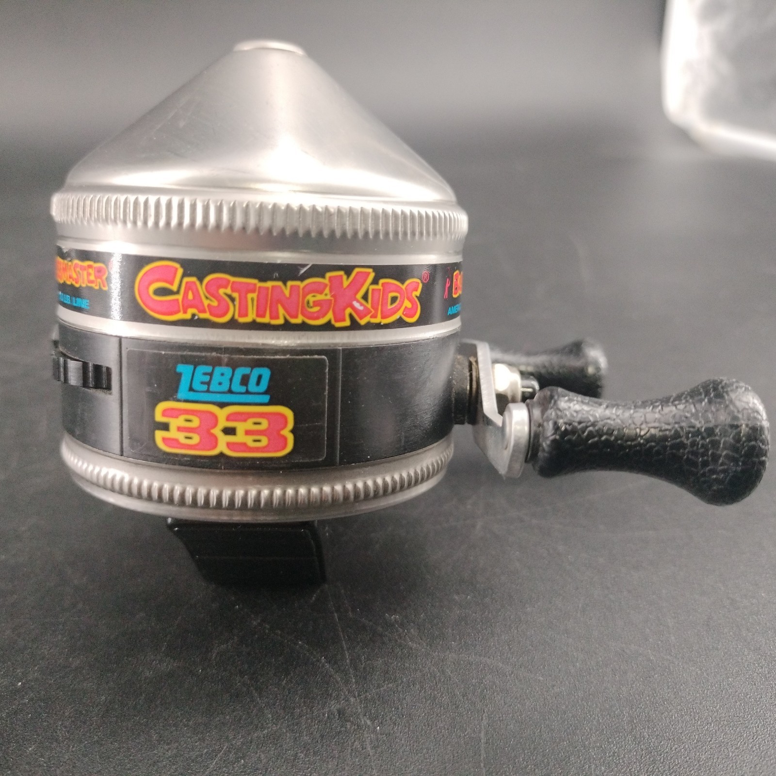VINTAGE ZEBCO 33 BASSMASTER CASTING KIDS REEL – RARE ZEBCO REEL – NICE !!!