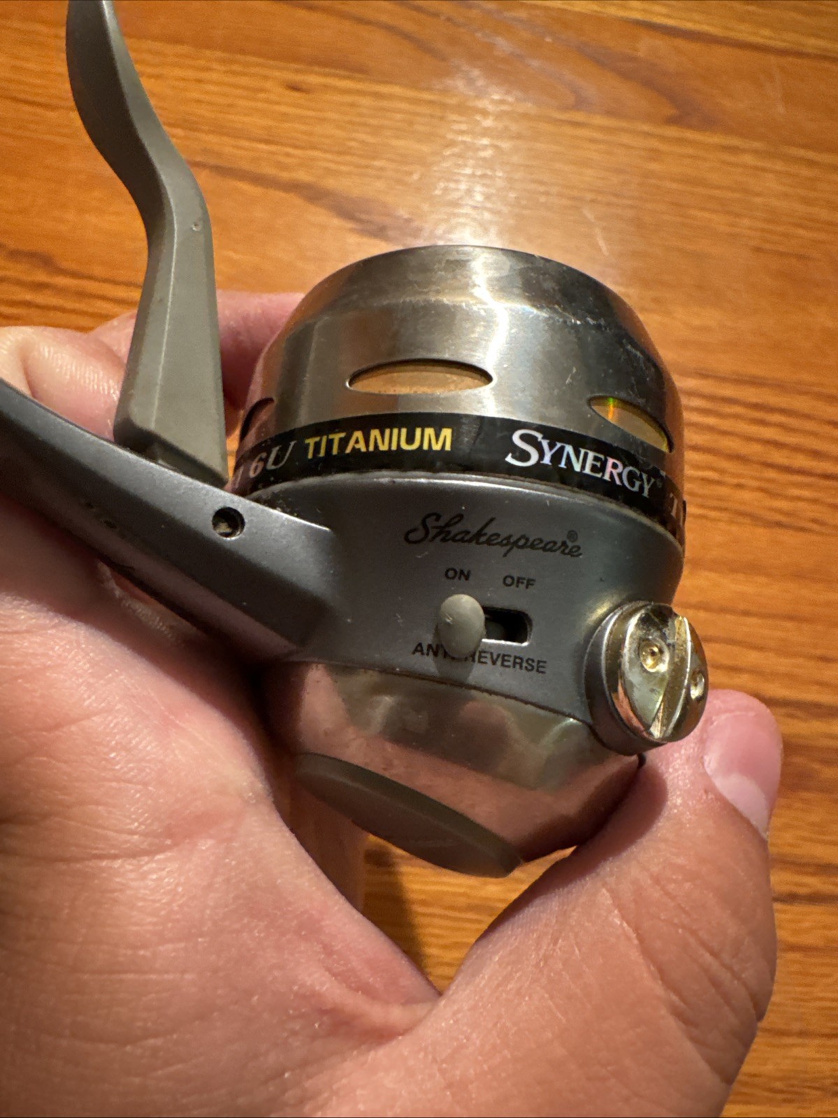 Shakespeare Synergy TI 6U Titanium 2 Ball Bearing Underspin Fishing Reel