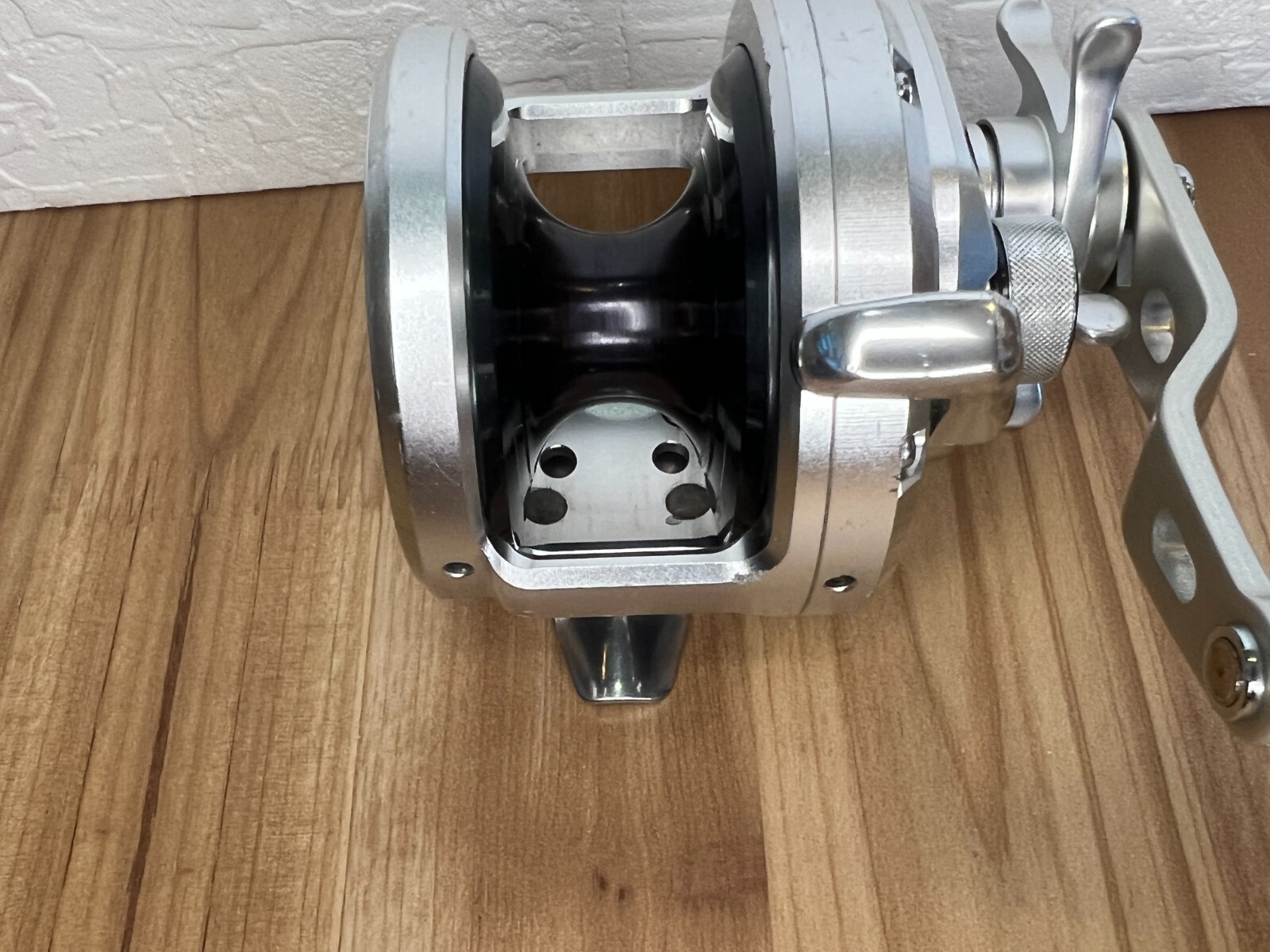 Shimano 11 Ocea Jigger 2000 NRHG Right Jigging Game Reel 6.2:1 Gear From Japan