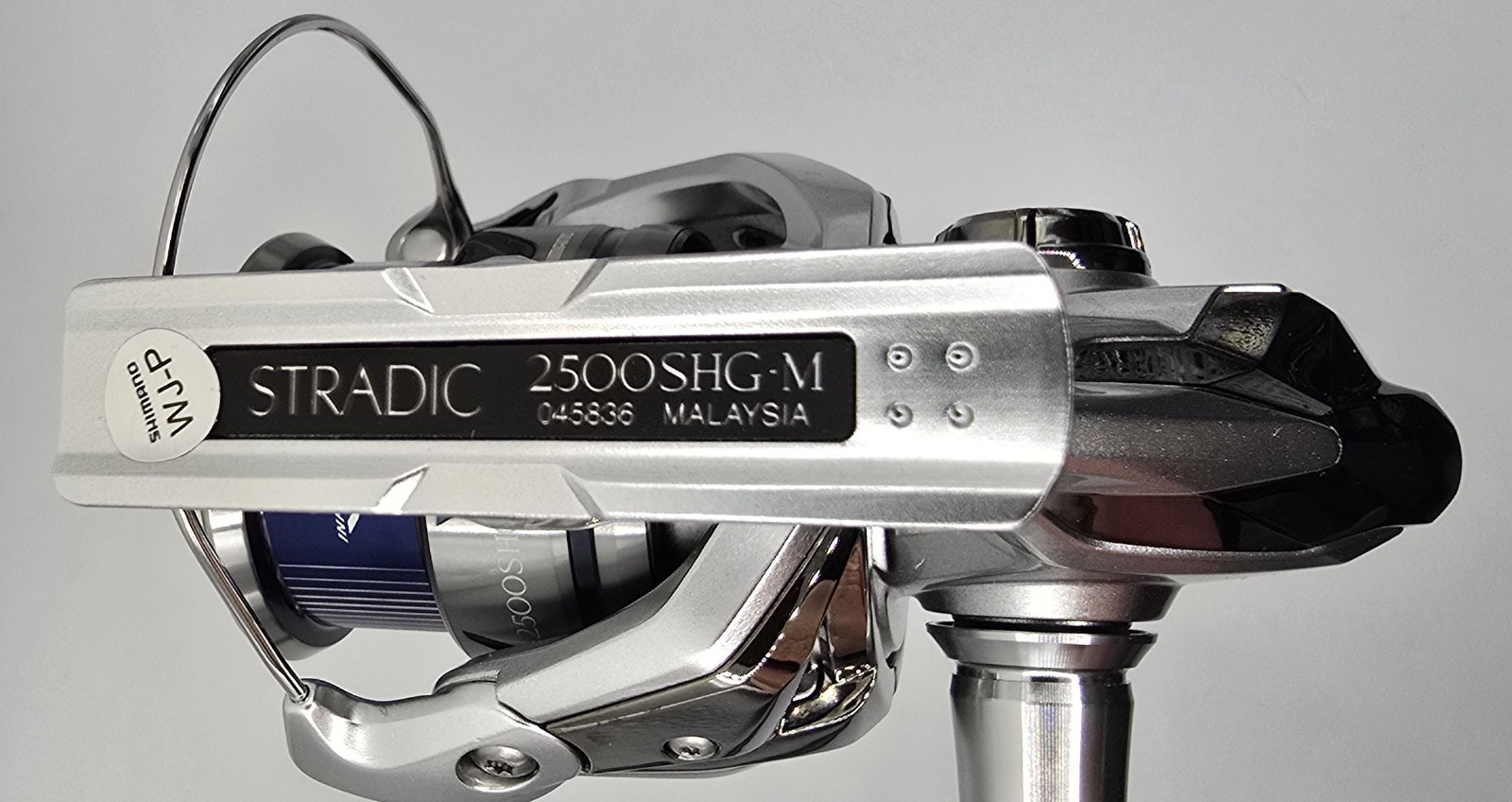 Shimano 23 Stradic 2500SHG Spinning Reel Boxed JDM Mint Bass Trout Fast