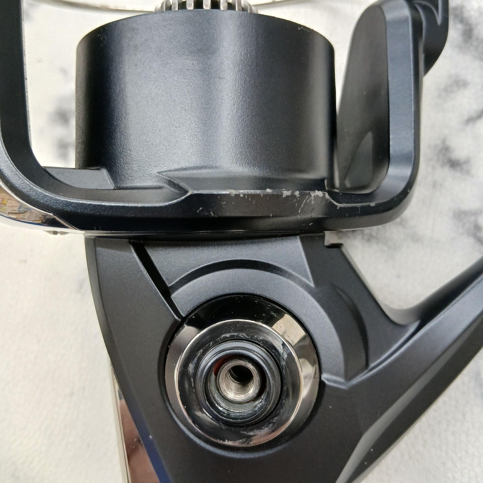 SHIMANO STRADIC SW10000HG Spinning Fishing Reel Gear Ratio Jigging Outdoor Japan