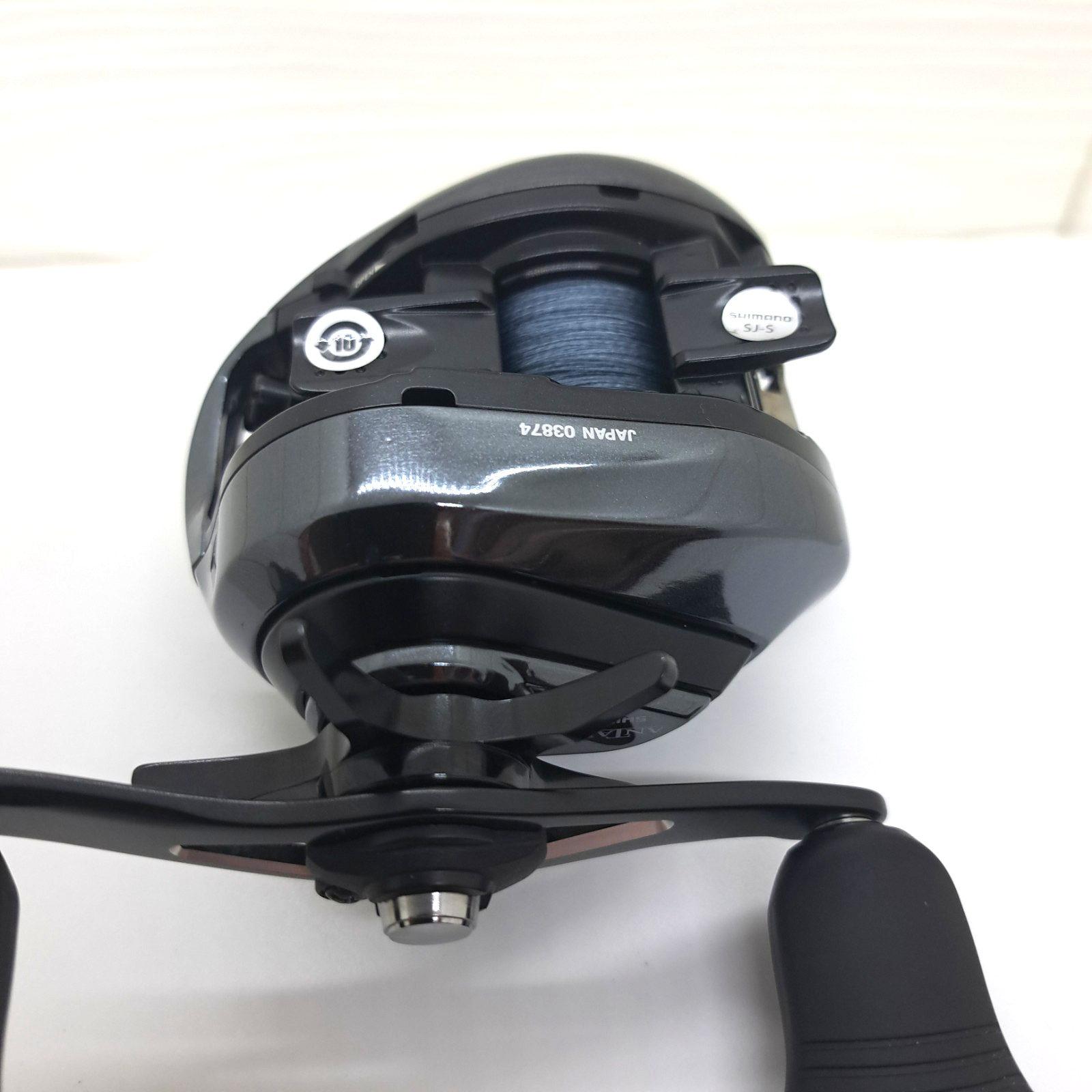 Mint Shimano 18 Antares DC MD XG Right-handle baitcasting reel from Japan