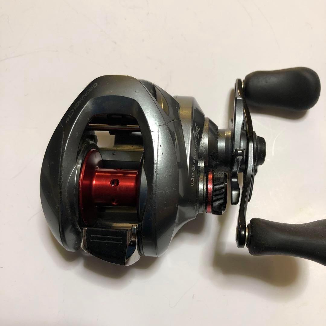 Shimano Chronarch C14+ 151 Baitcasting Reel Right Hand Used