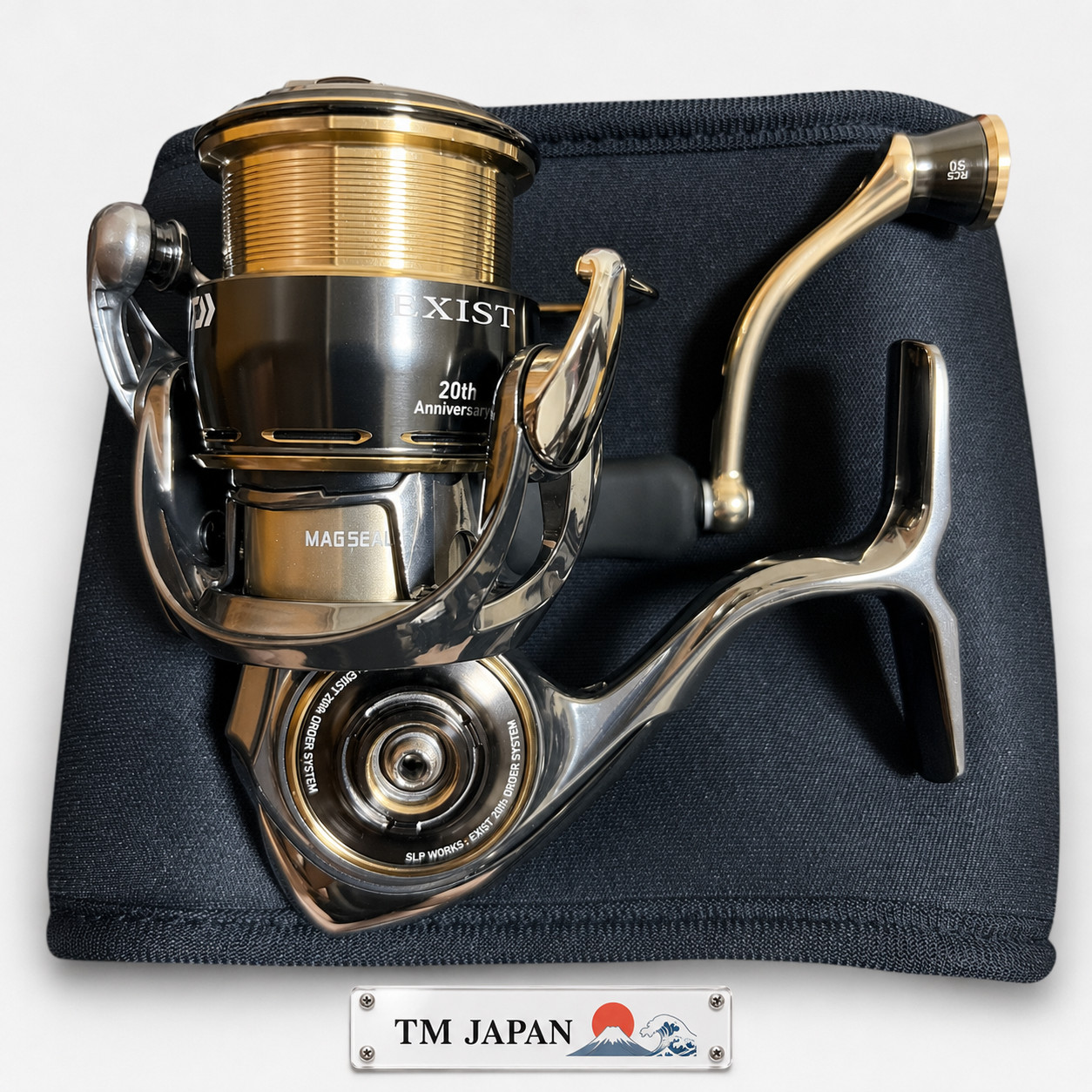 Daiwa EXIST 20th Anniversary LT2500S Spinning Reel New Full Set Japan limited