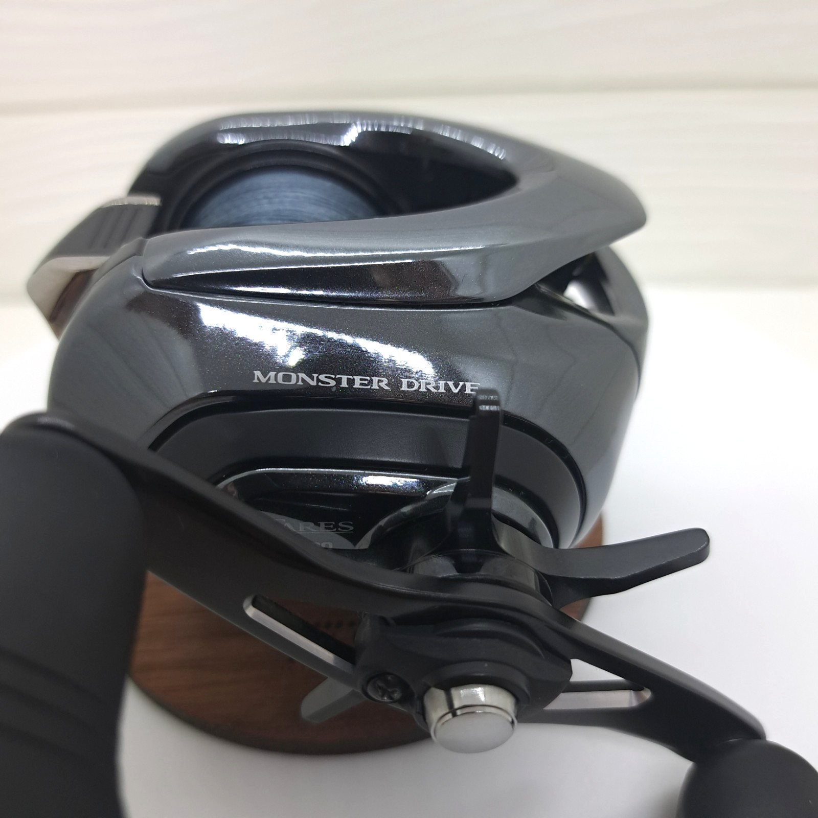 Mint Shimano 18 Antares DC MD XG Right-handle baitcasting reel from Japan