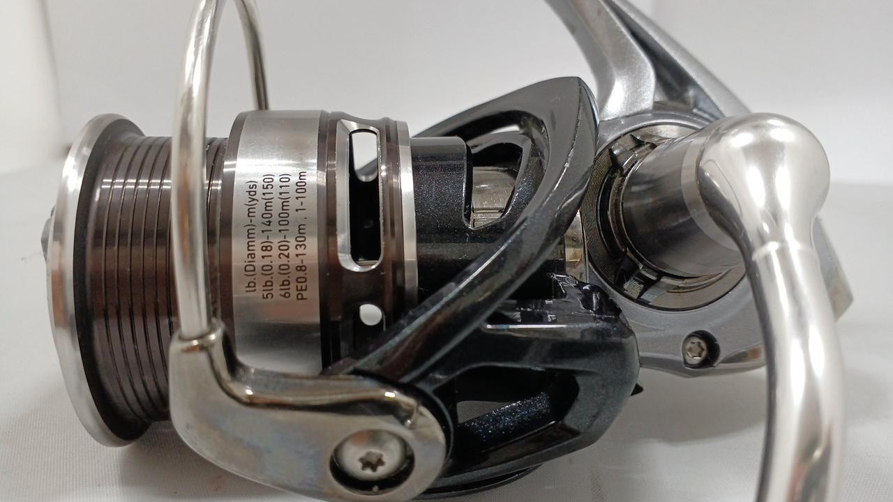 Daiwa Caldia 2506H Spinning Reel 5.6 Gear Ratio 84cm/33in Line 220g