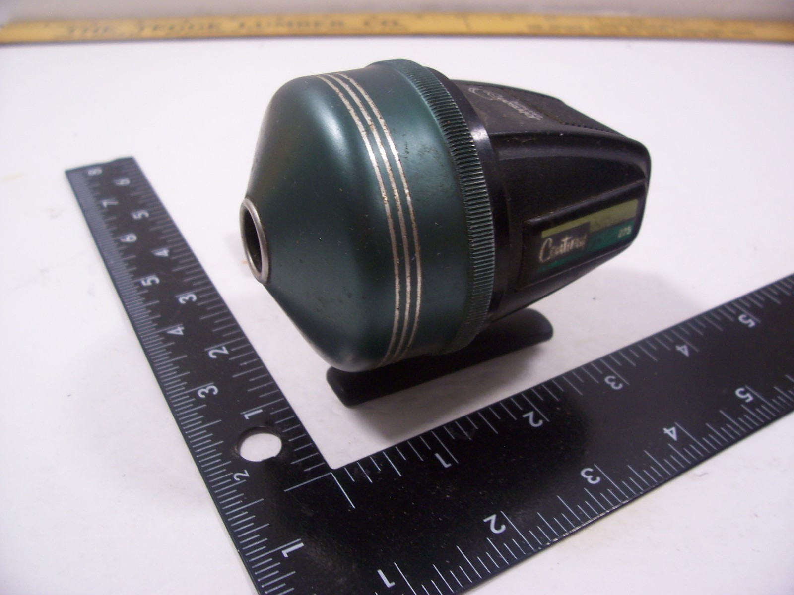 Johnson „Century 225“ Closed Face Spin Cast Fishing Reel – Dial Drag – U.S.A.