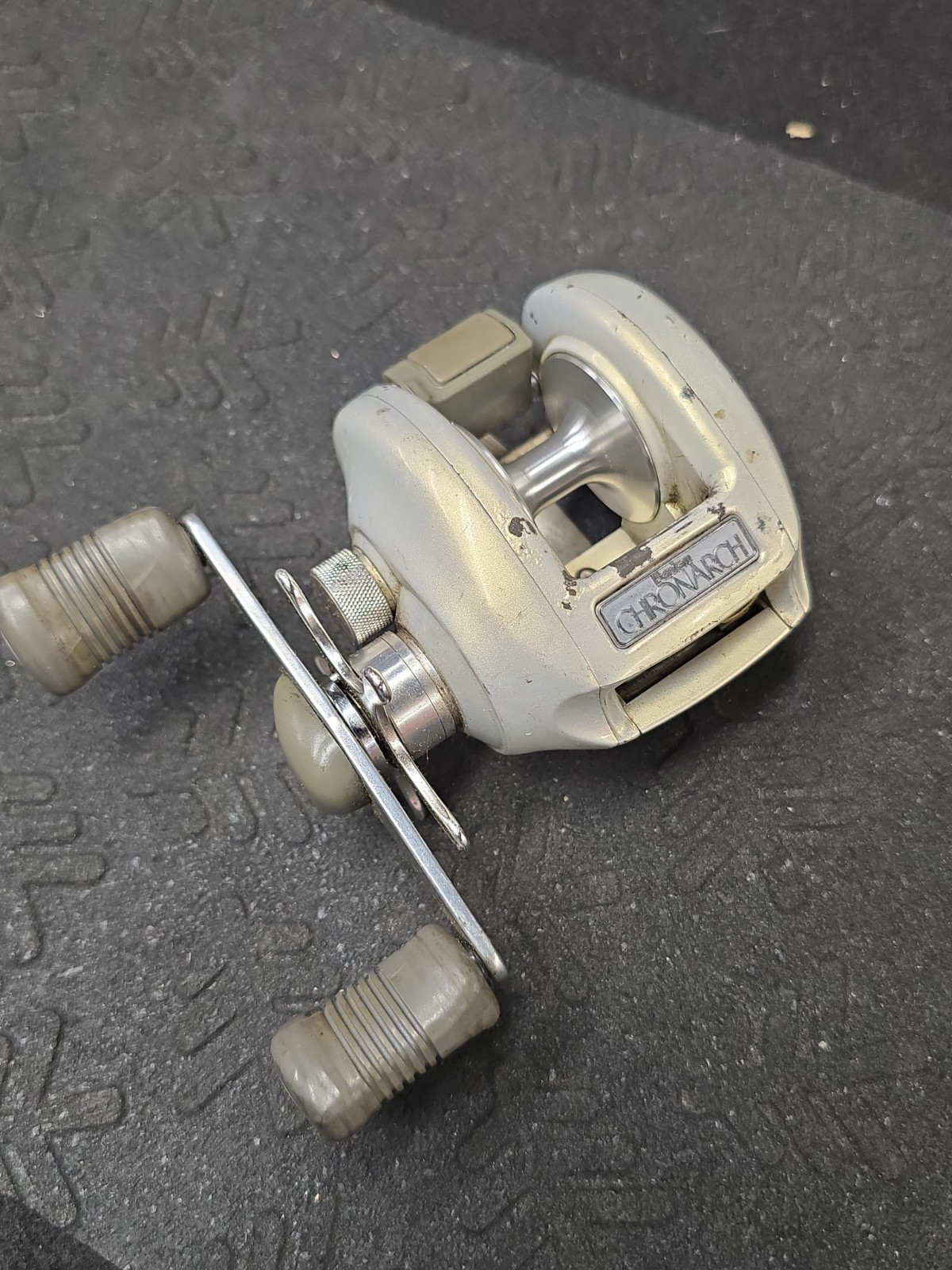 Shimano Bantam Chronarch 100 Right Hand Fishing Reel