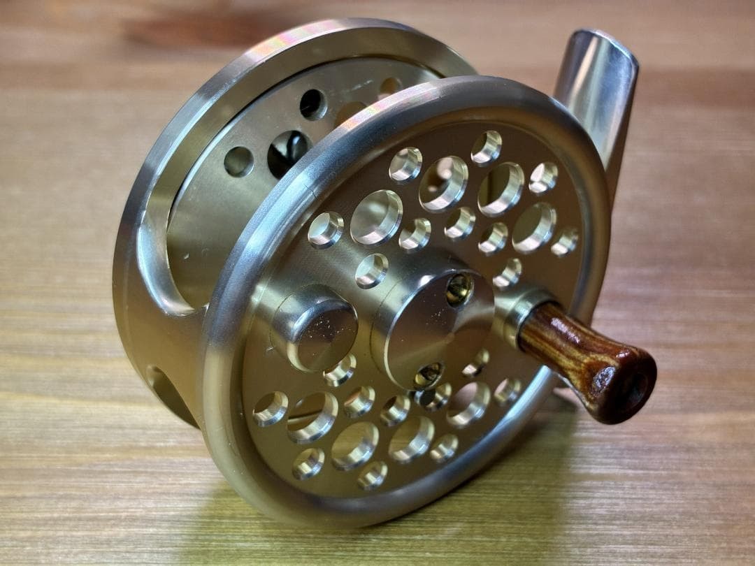 Marado EVOLUTION F145 Fly Fishing Reel Champagne Gold Wood Handle 2/3WT 2.56 in